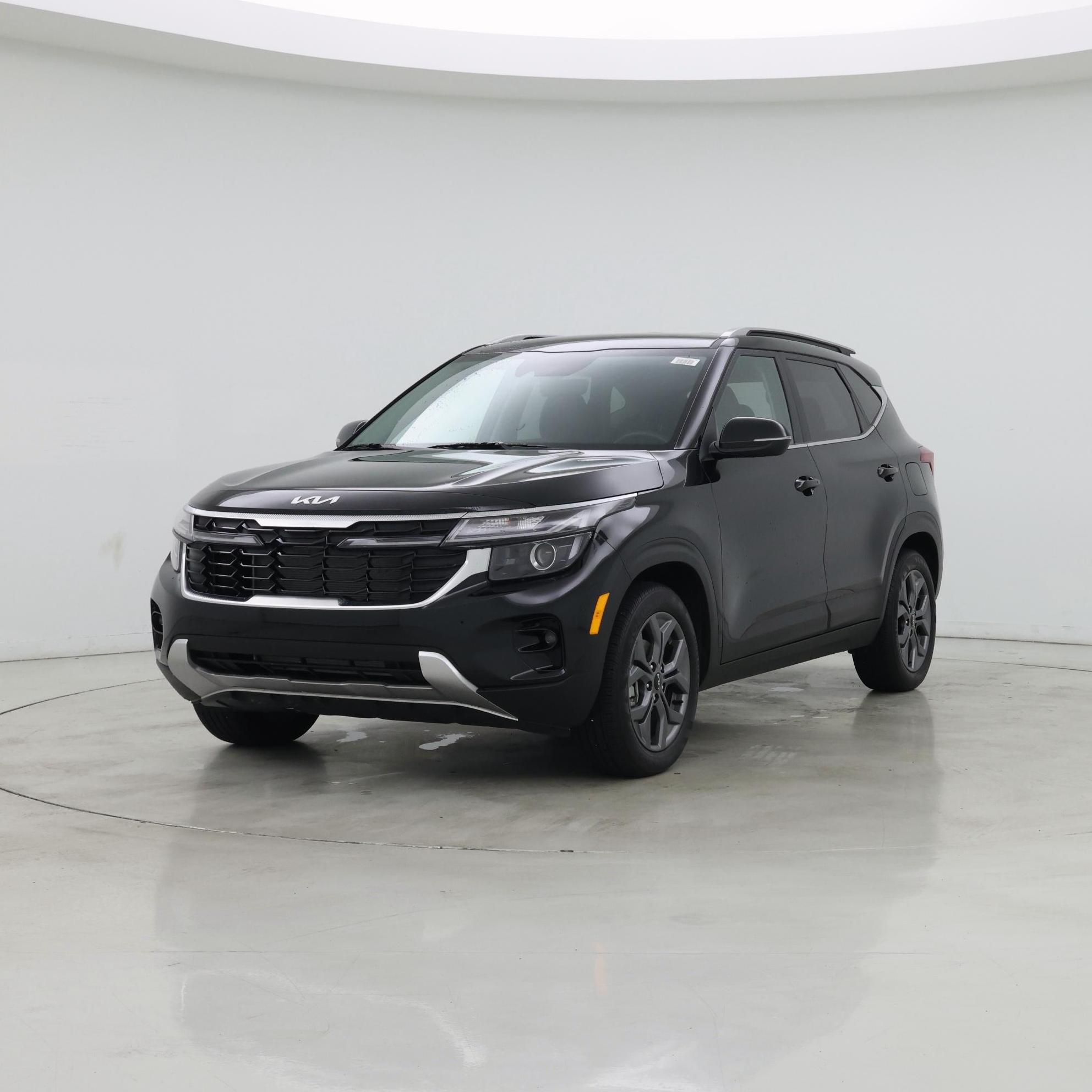 Thumbnail: 2024 Kia Seltos - 4
