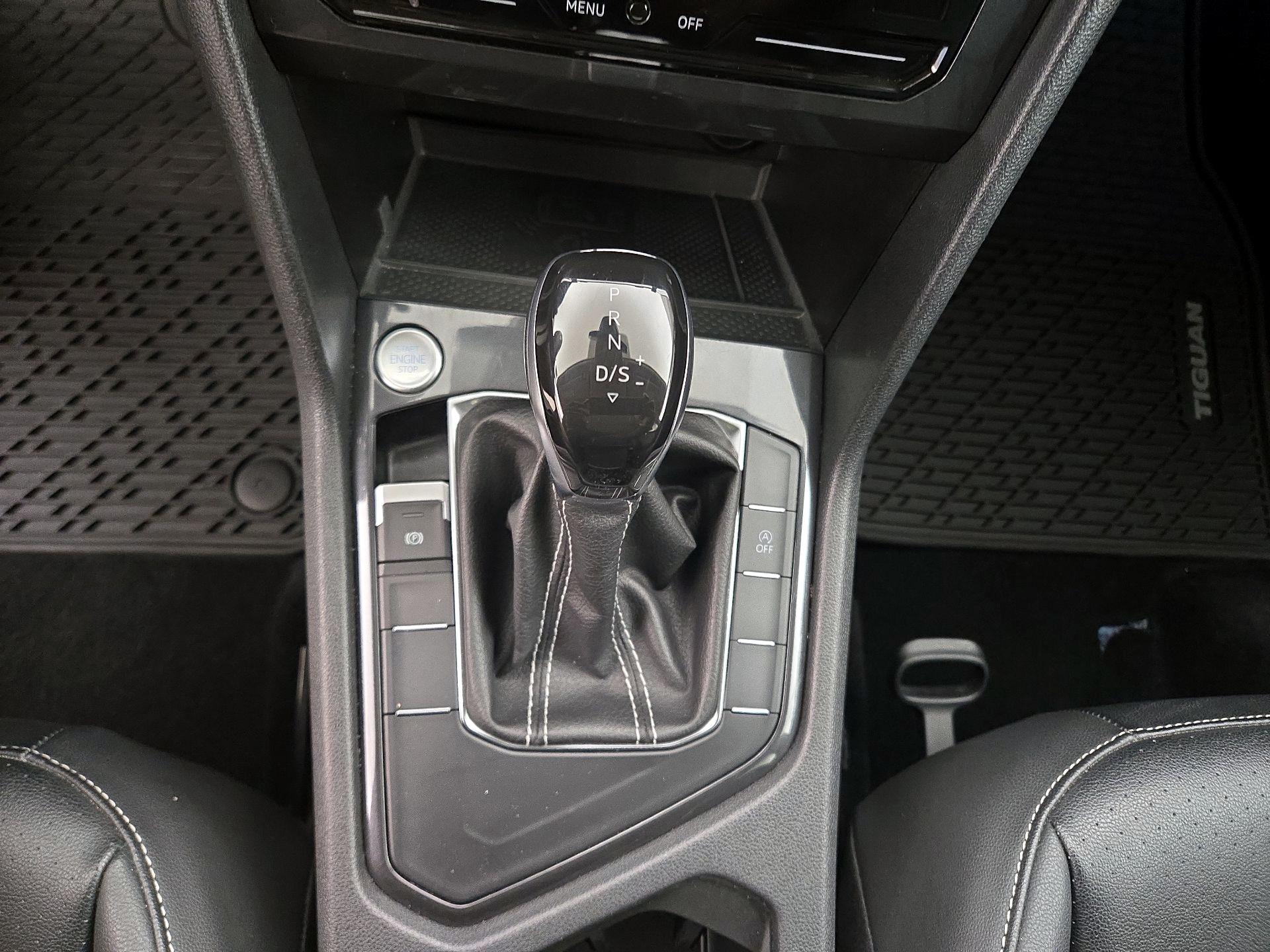 Thumbnail: 2024 Volkswagen Tiguan - 17