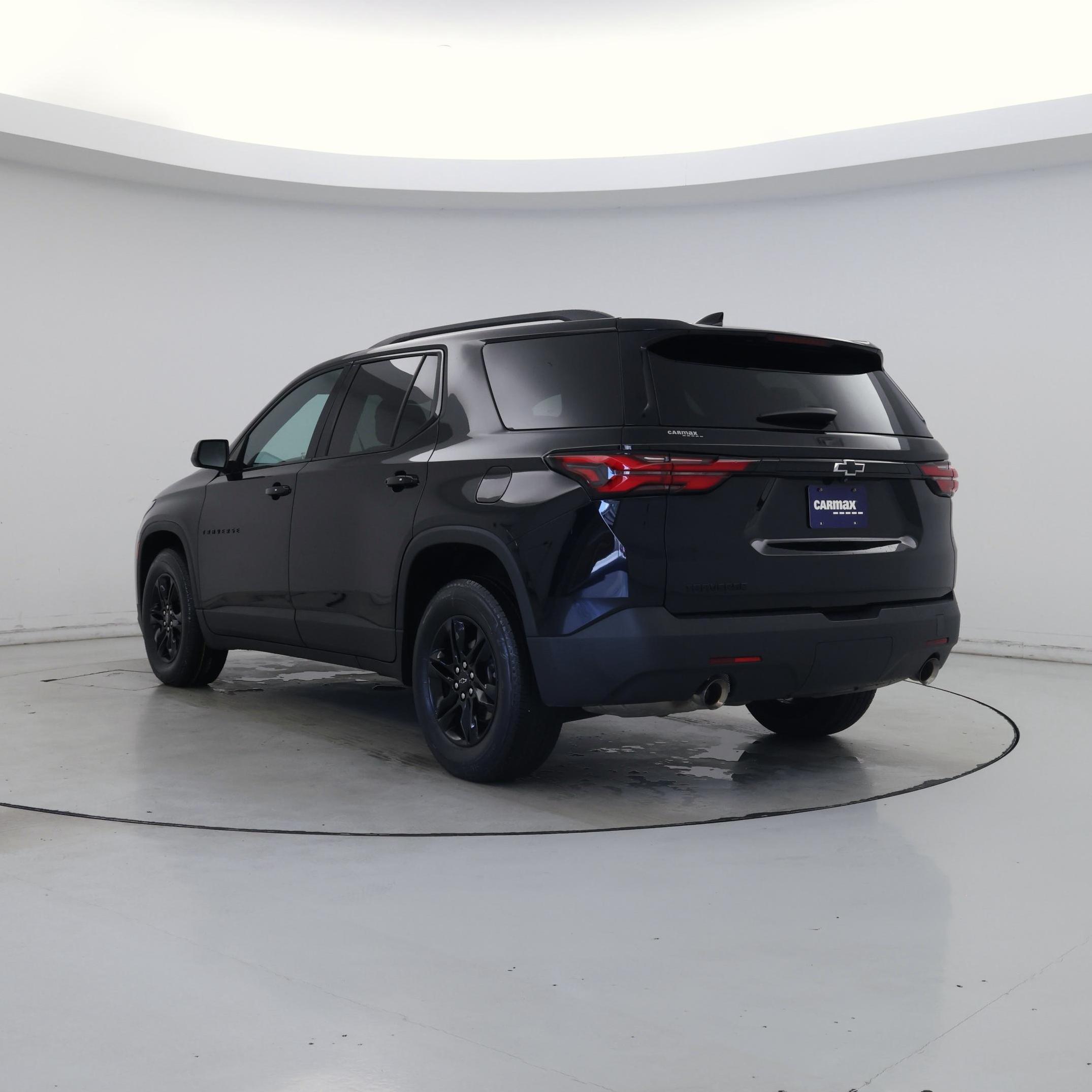 Thumbnail: 2022 Chevrolet Traverse - 2