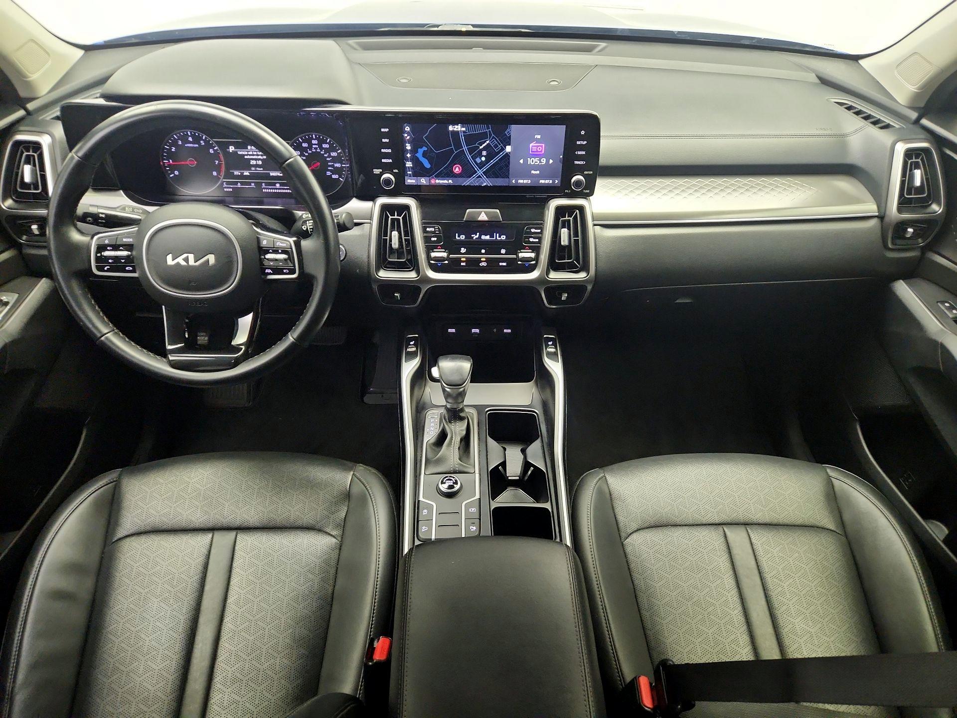 Thumbnail: 2022 Kia Sorento - 9