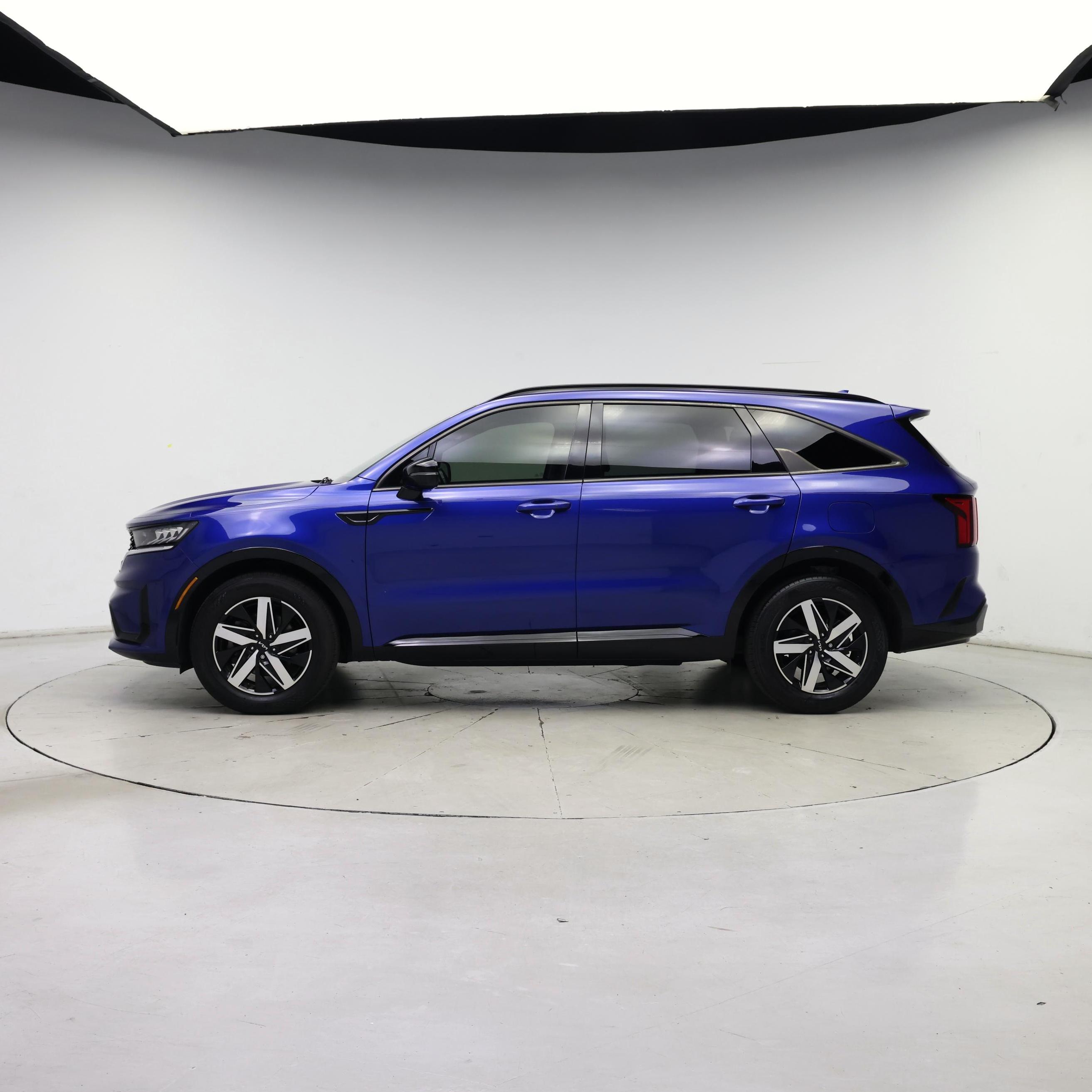 Thumbnail: 2022 Kia Sorento - 3