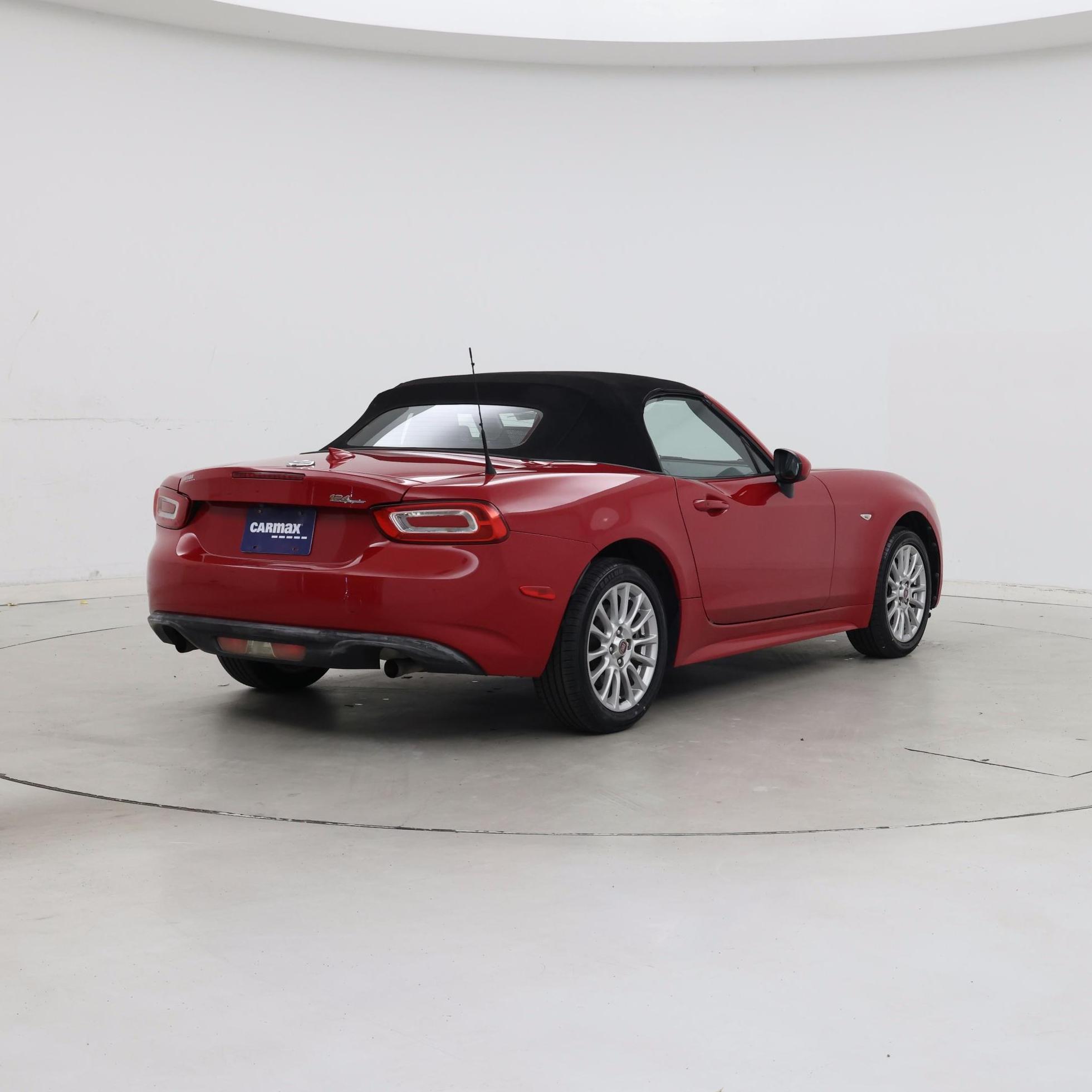 Thumbnail: 2019 Fiat 124 Spider - 8