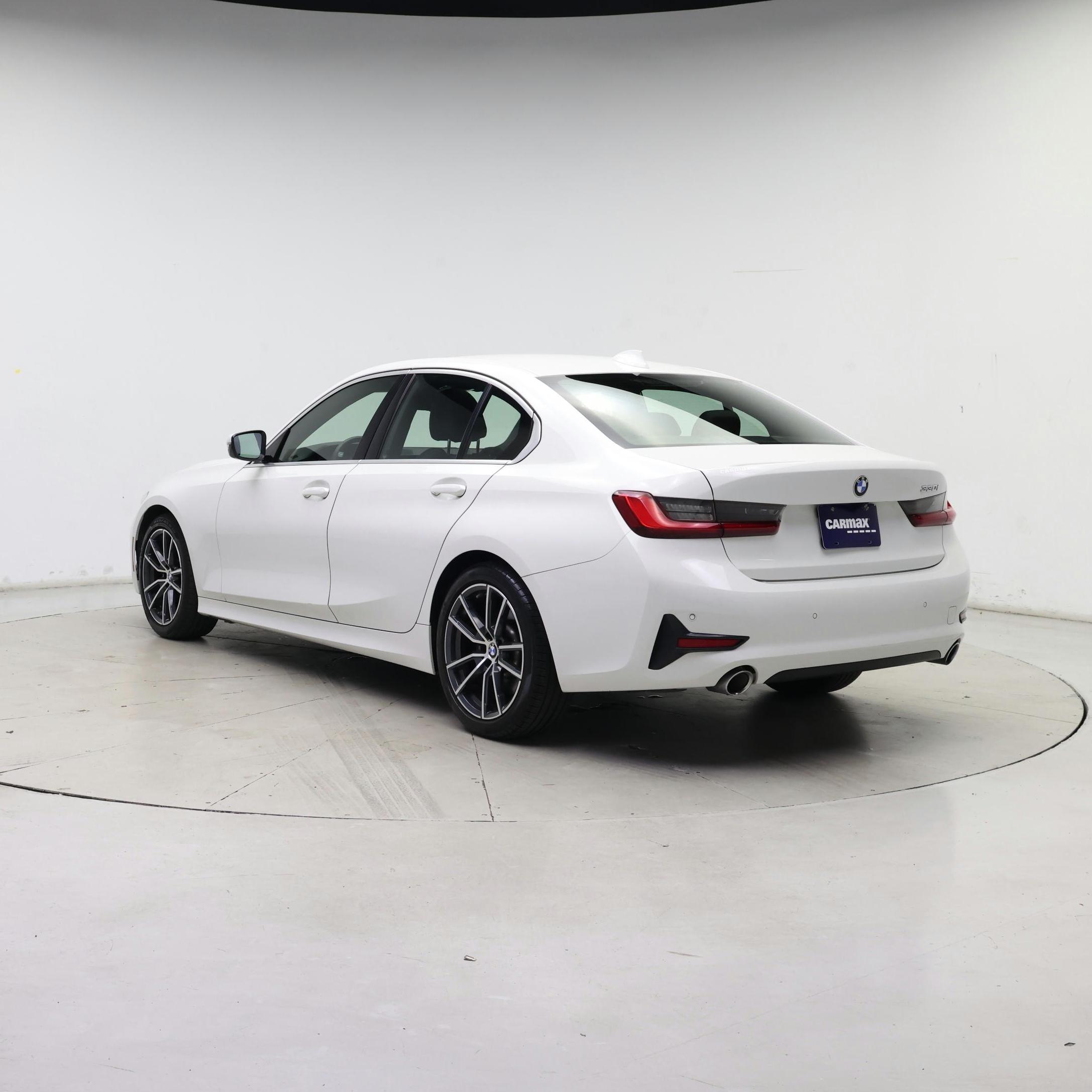 Thumbnail: 2021 BMW 3 Series - 2