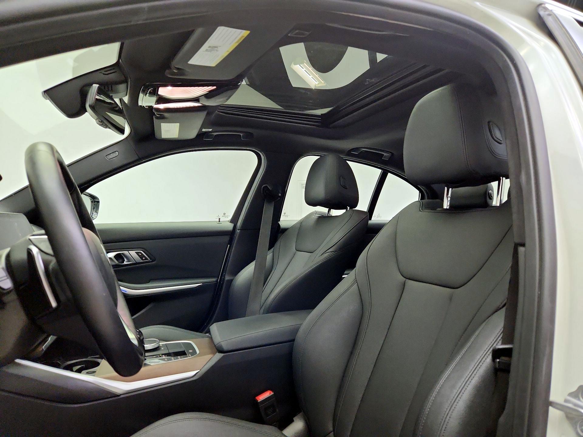 Thumbnail: 2021 BMW 3 Series - 20