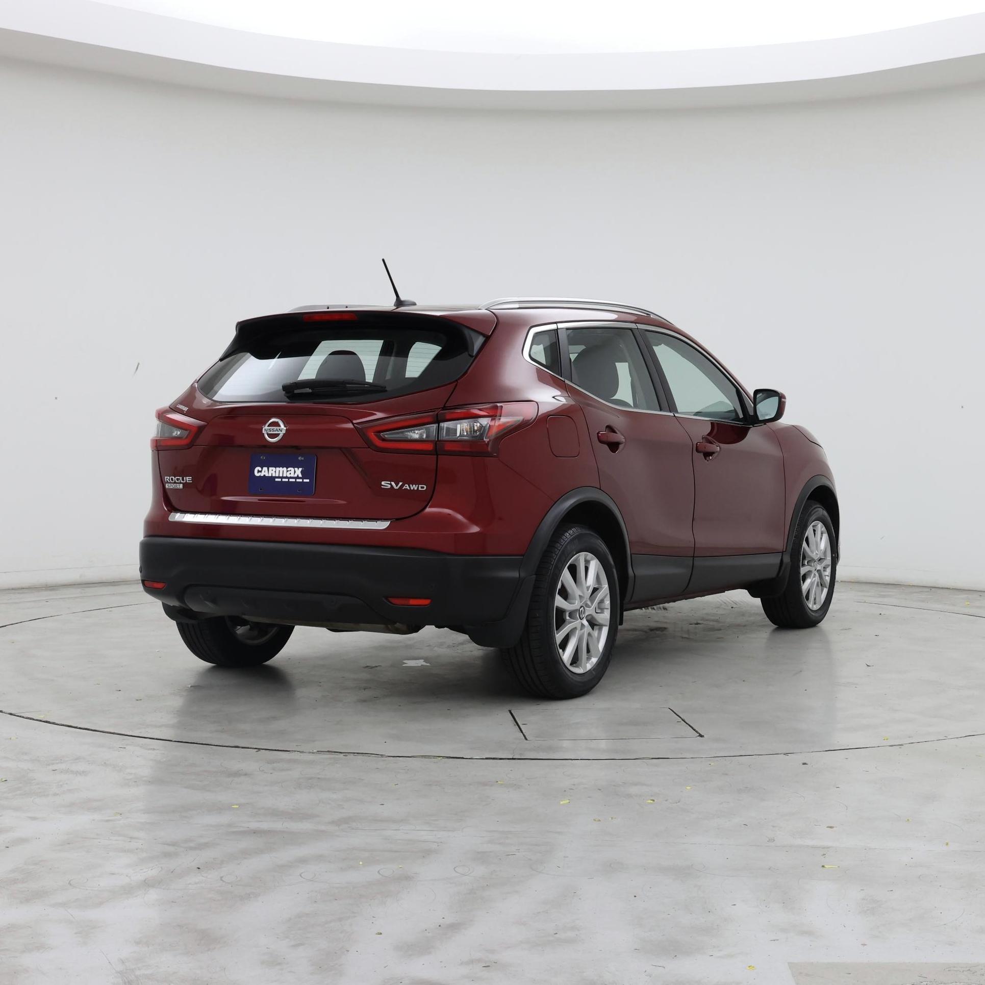 Thumbnail: 2022 Nissan Rogue Sport - 8