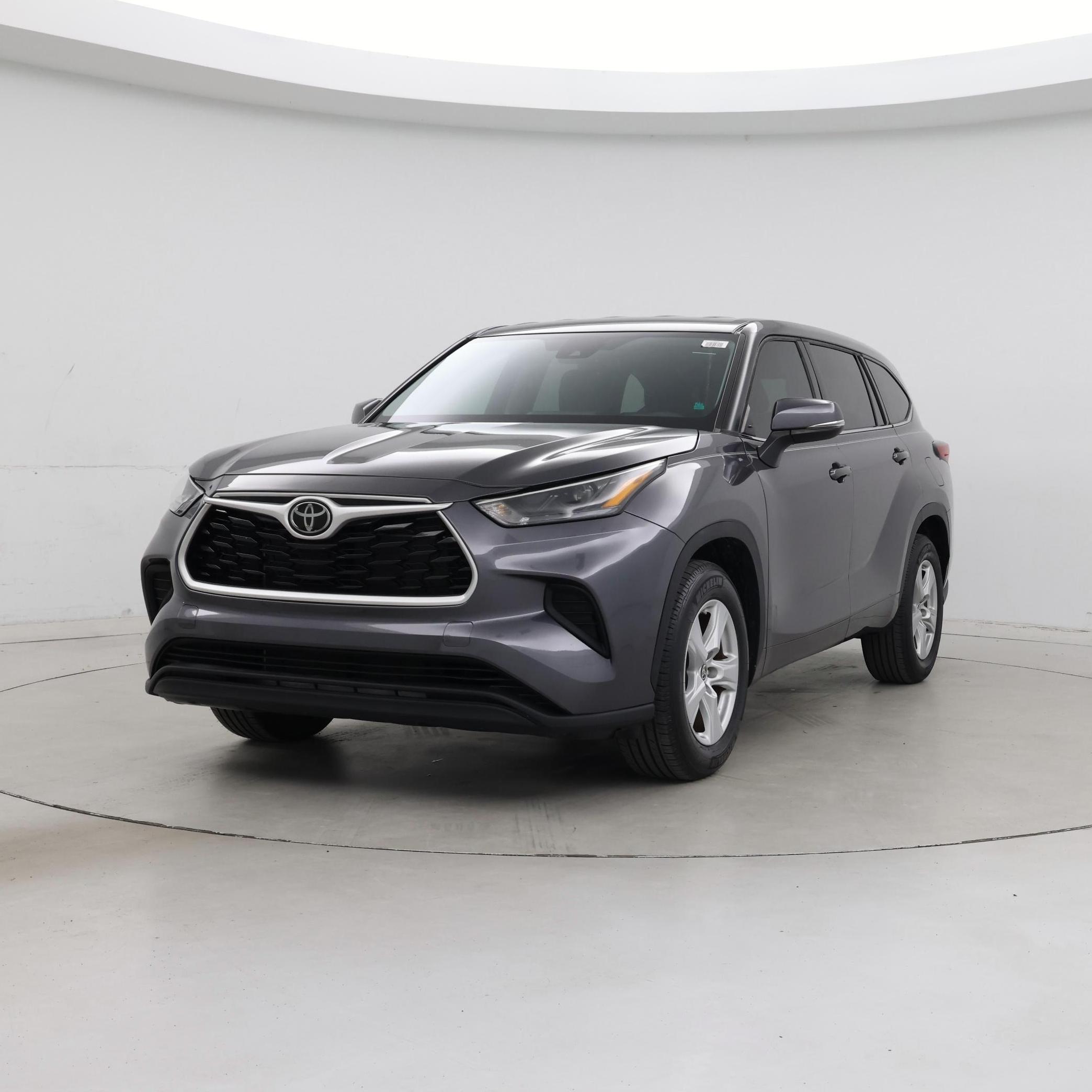 Thumbnail: 2022 Toyota Highlander - 4