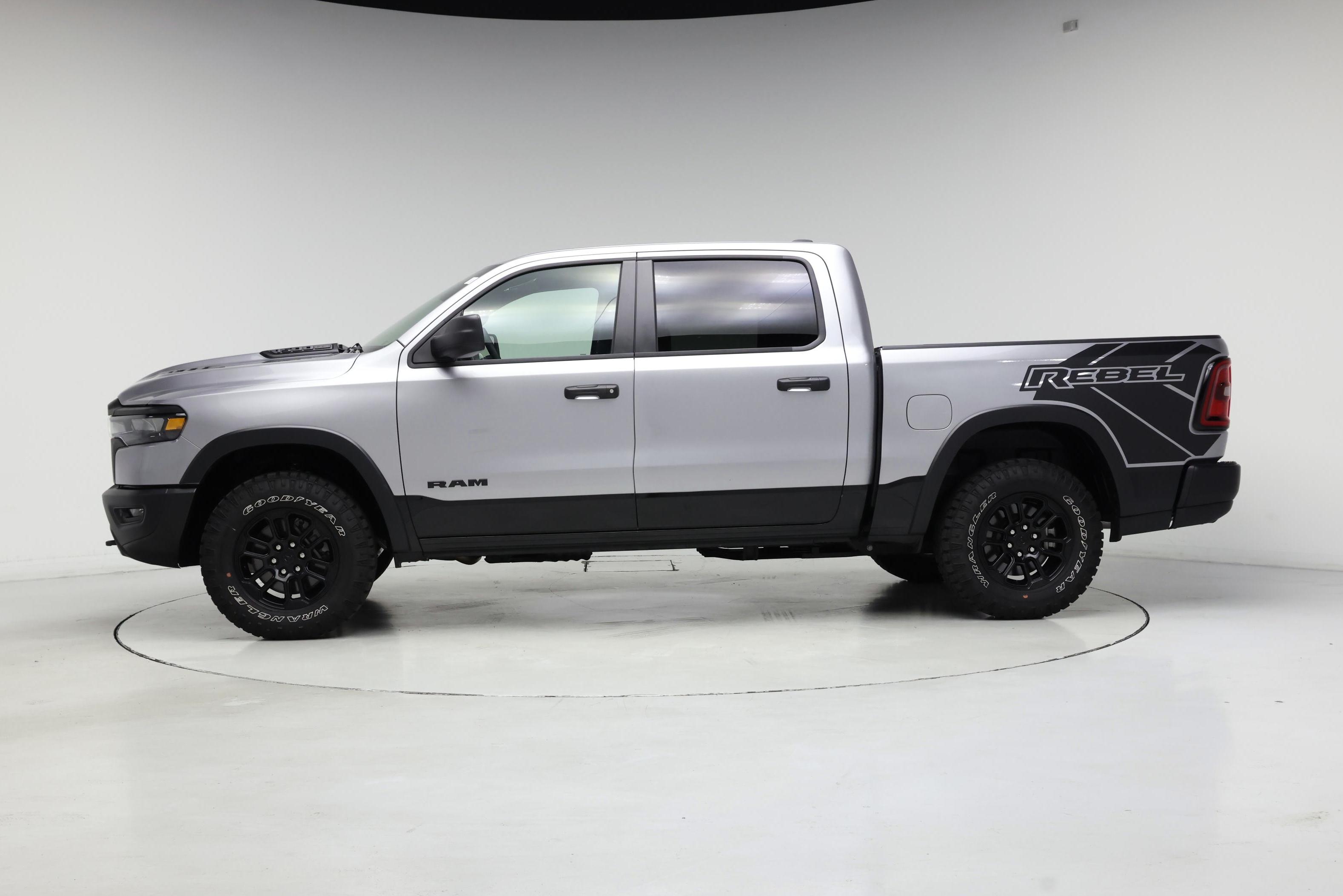 Thumbnail: 2025 RAM 1500 - 3