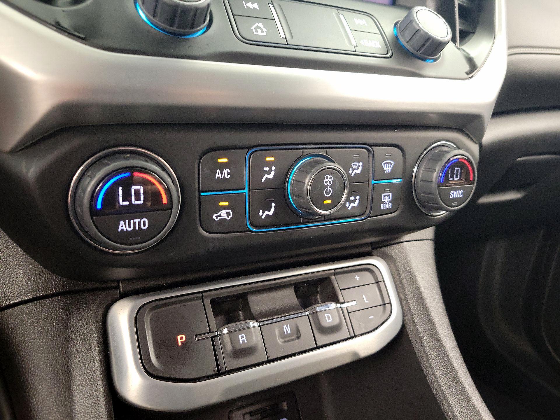 Thumbnail: 2022 GMC Acadia - 17