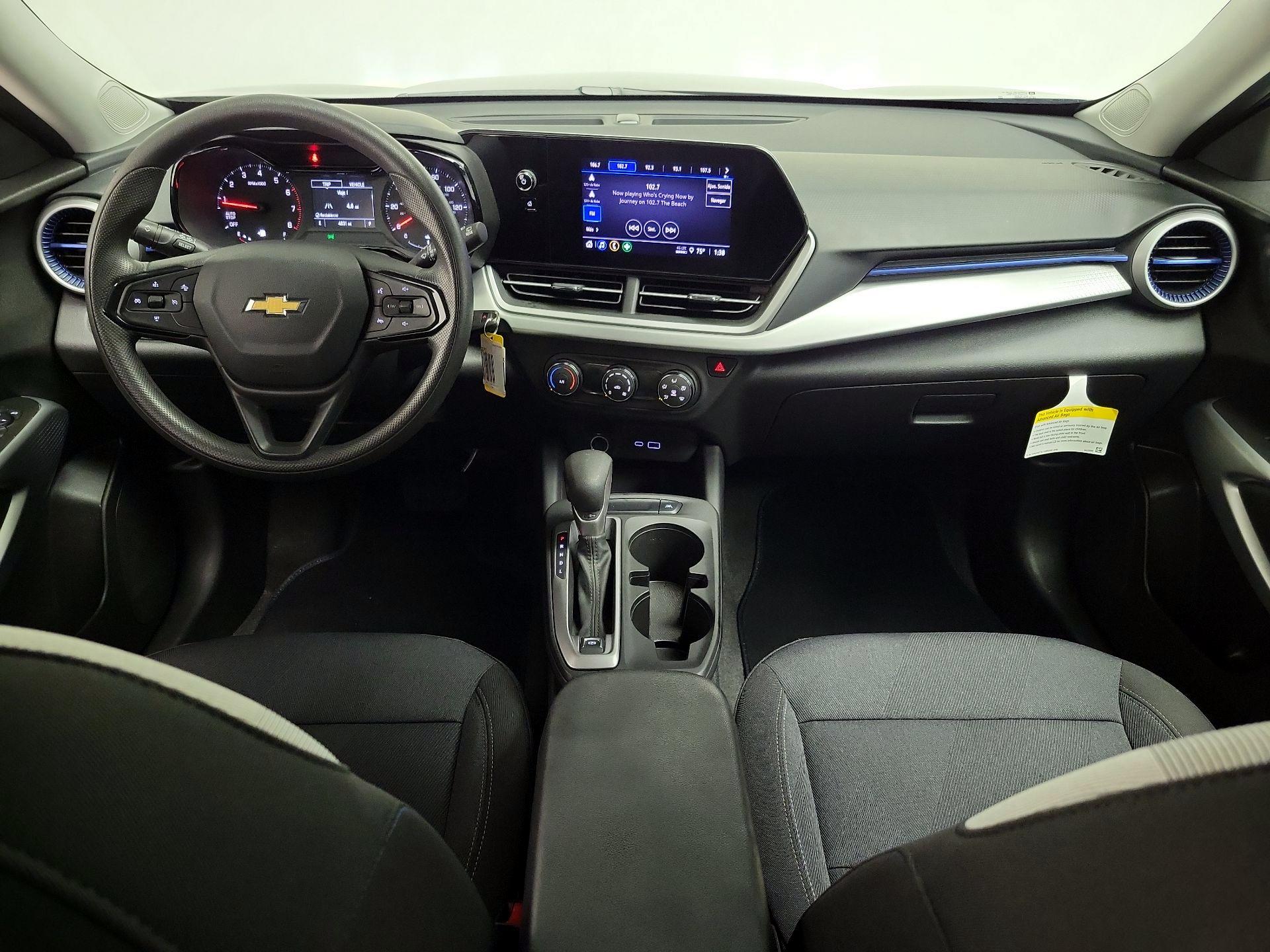 Thumbnail: 2024 Chevrolet Trax - 9