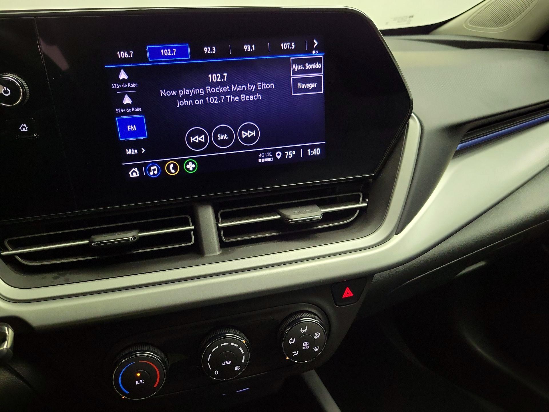 Thumbnail: 2024 Chevrolet Trax - 15