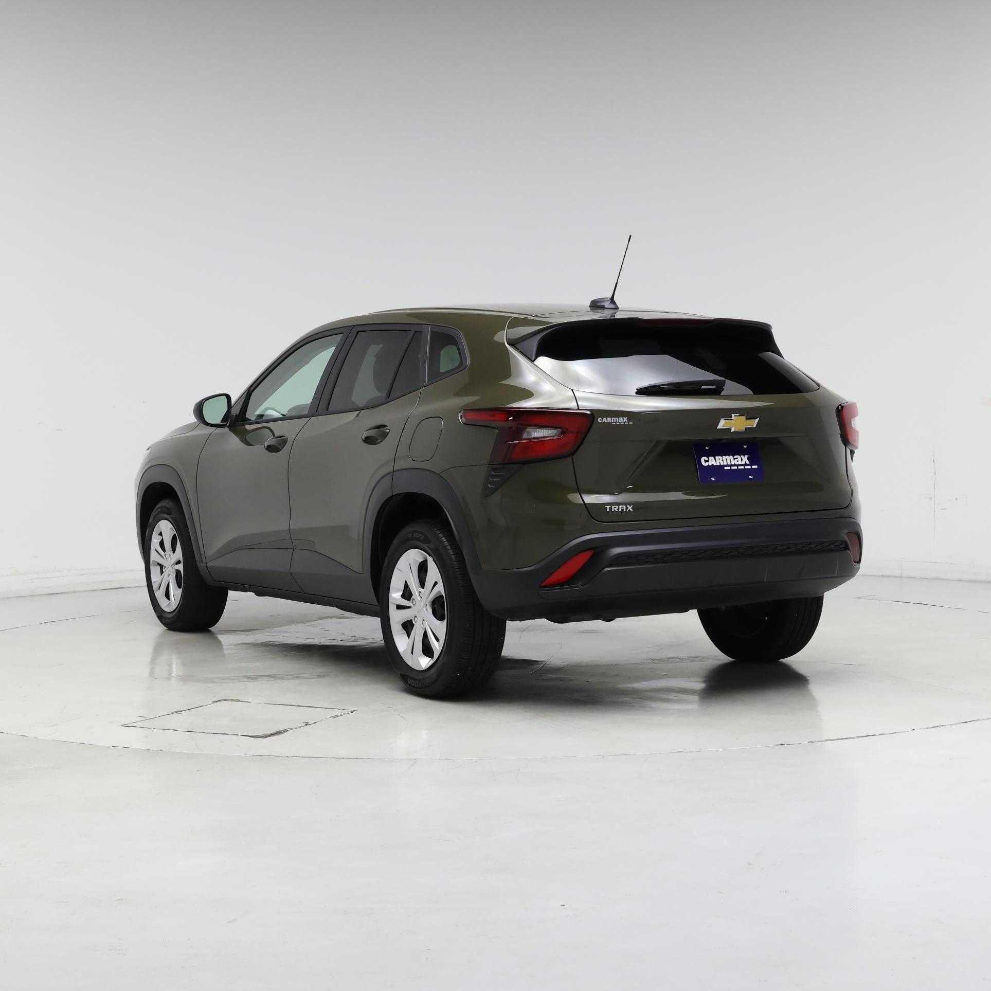 Thumbnail: 2024 Chevrolet Trax - 2