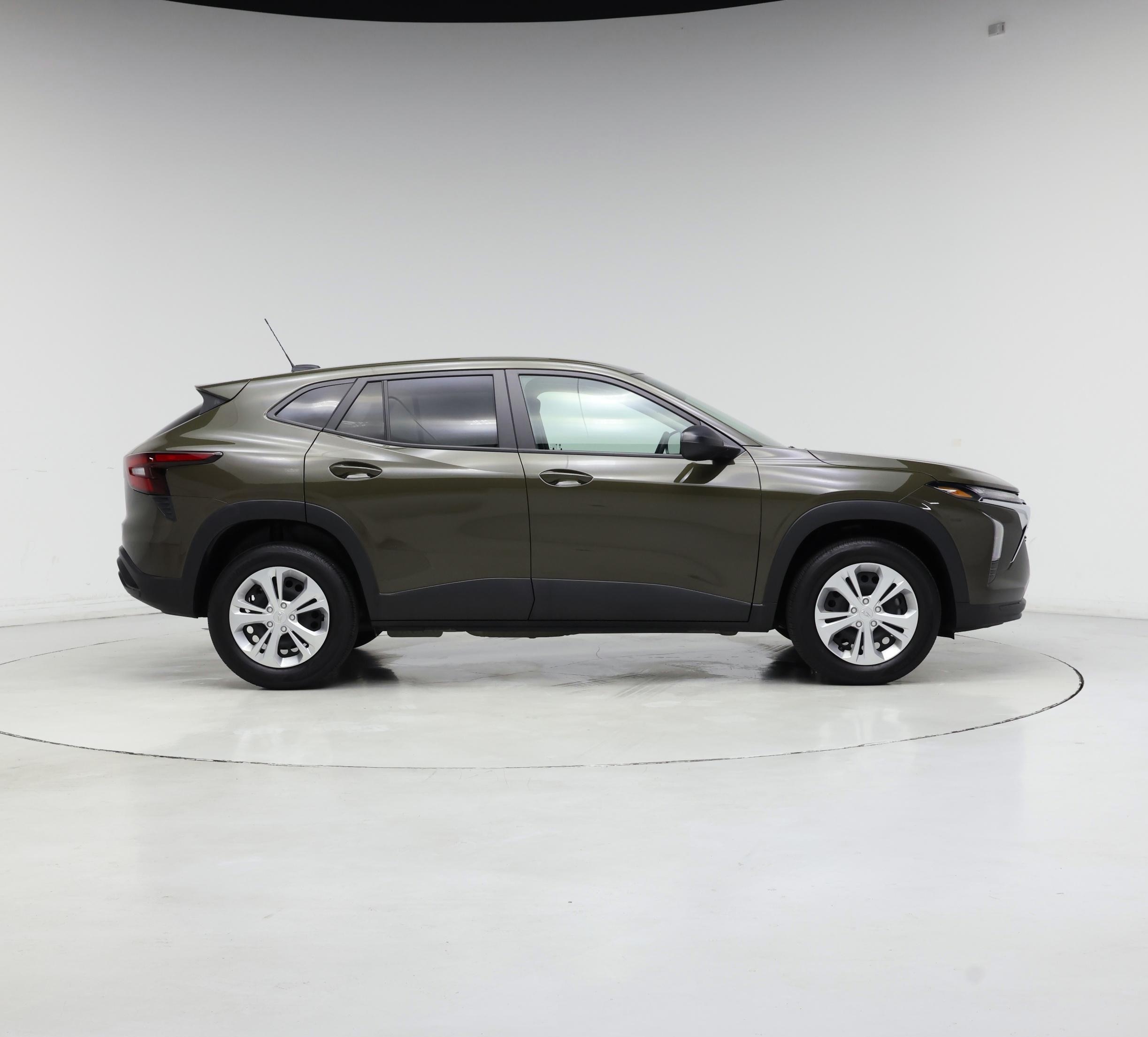 Thumbnail: 2024 Chevrolet Trax - 7