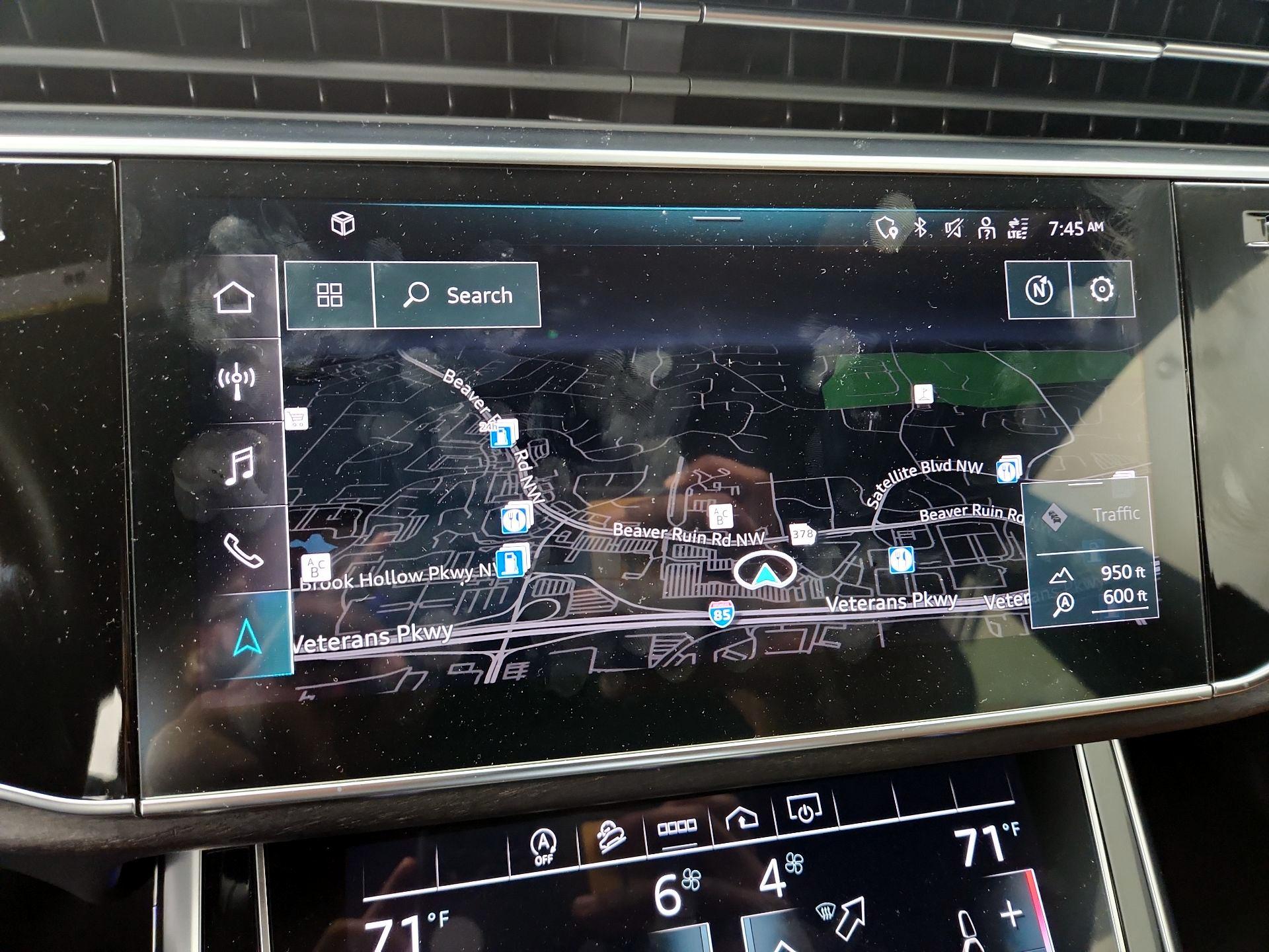 Thumbnail: 2021 Audi Q8 - 14