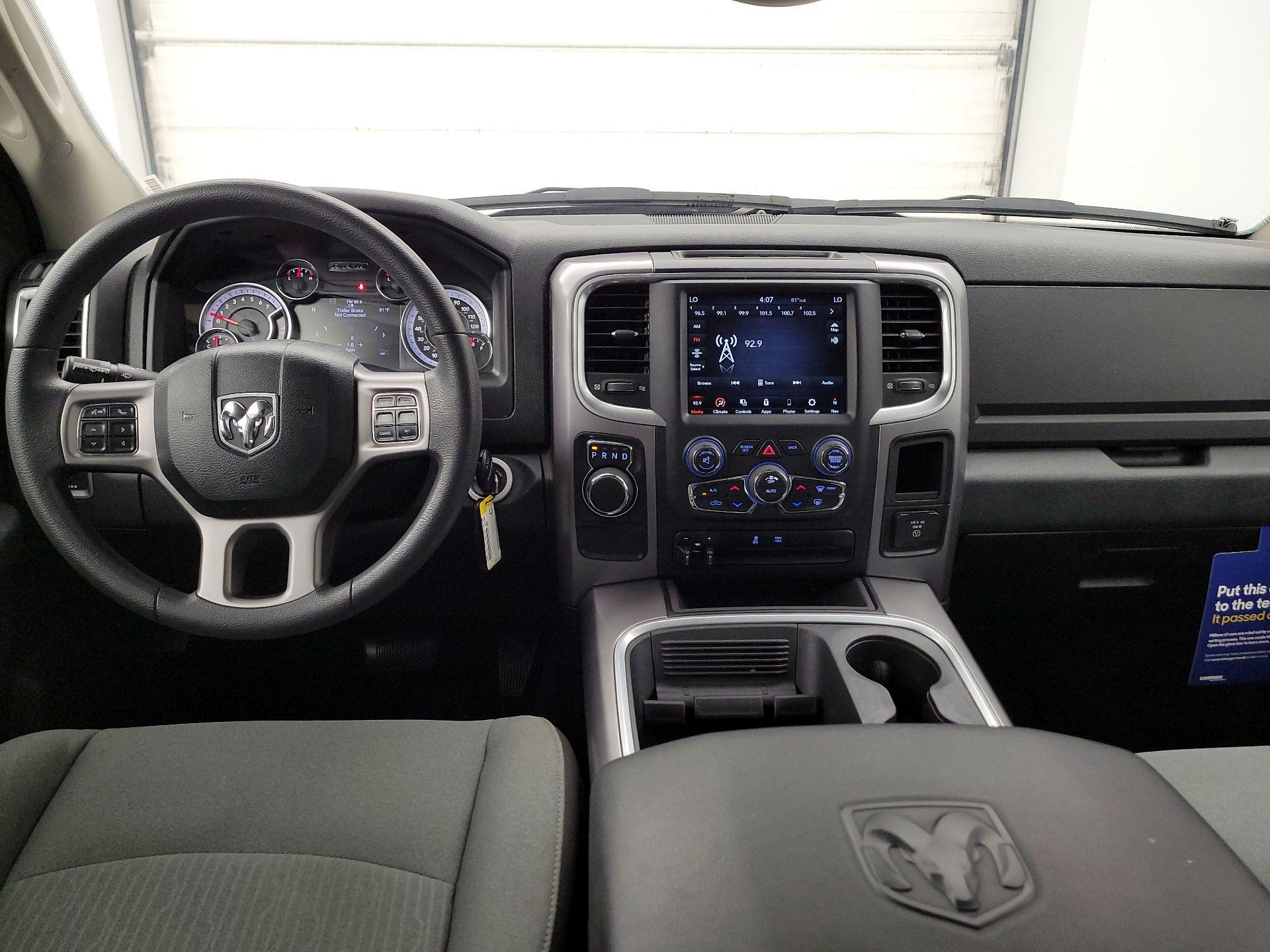 Thumbnail: 2023 RAM 1500 Classic - 9