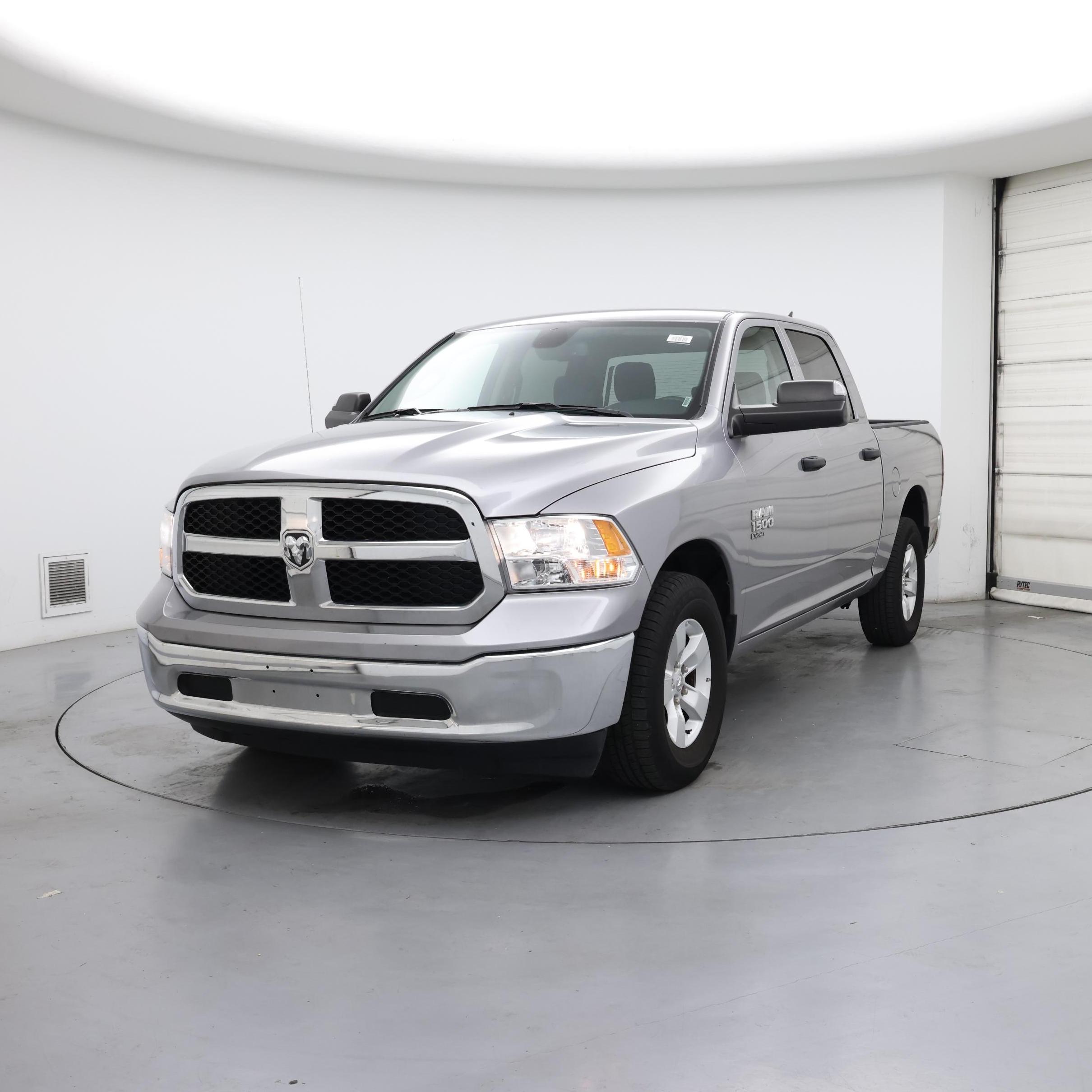 Thumbnail: 2023 RAM 1500 Classic - 4