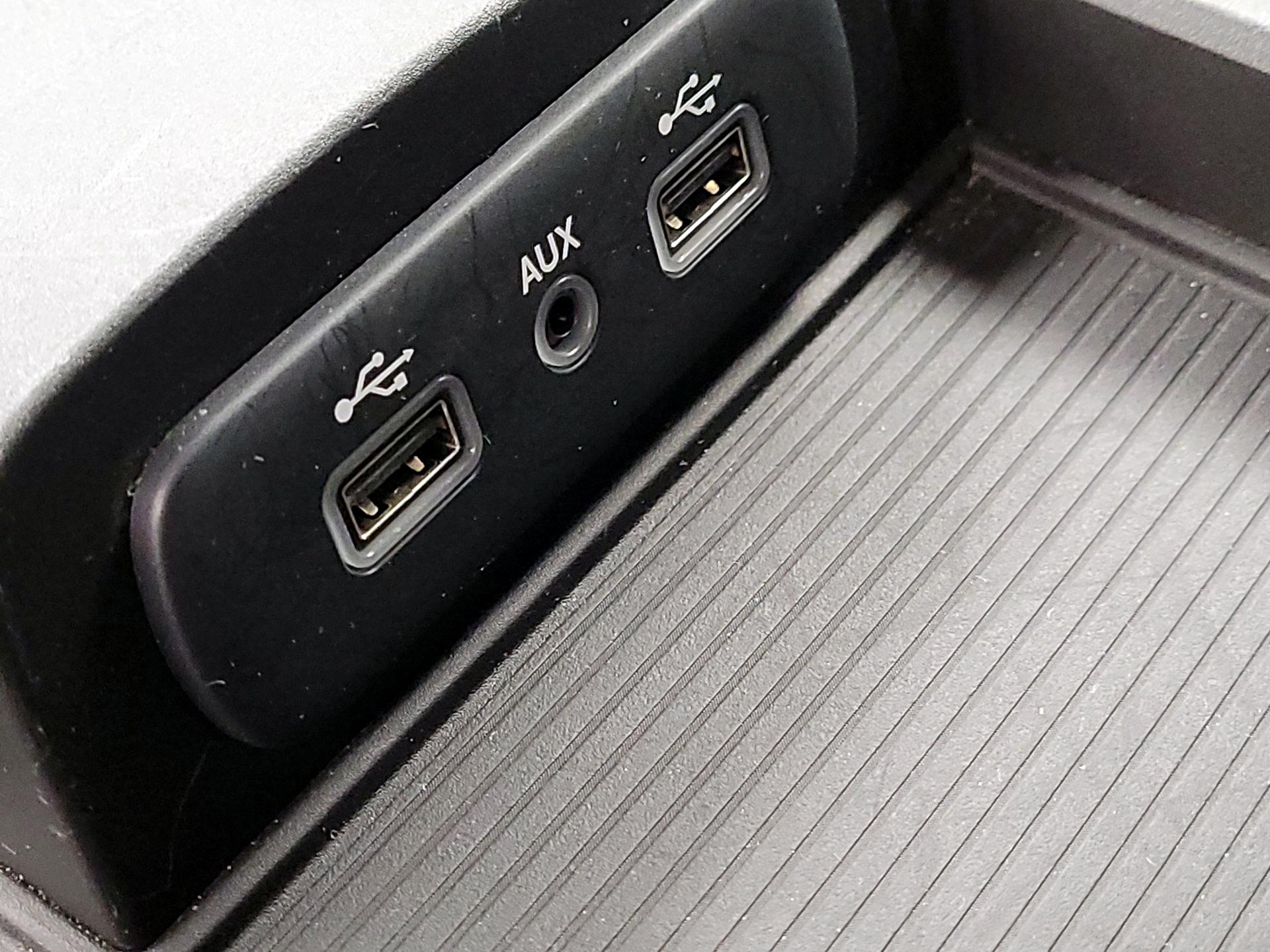 Thumbnail: 2023 RAM 1500 Classic - 18