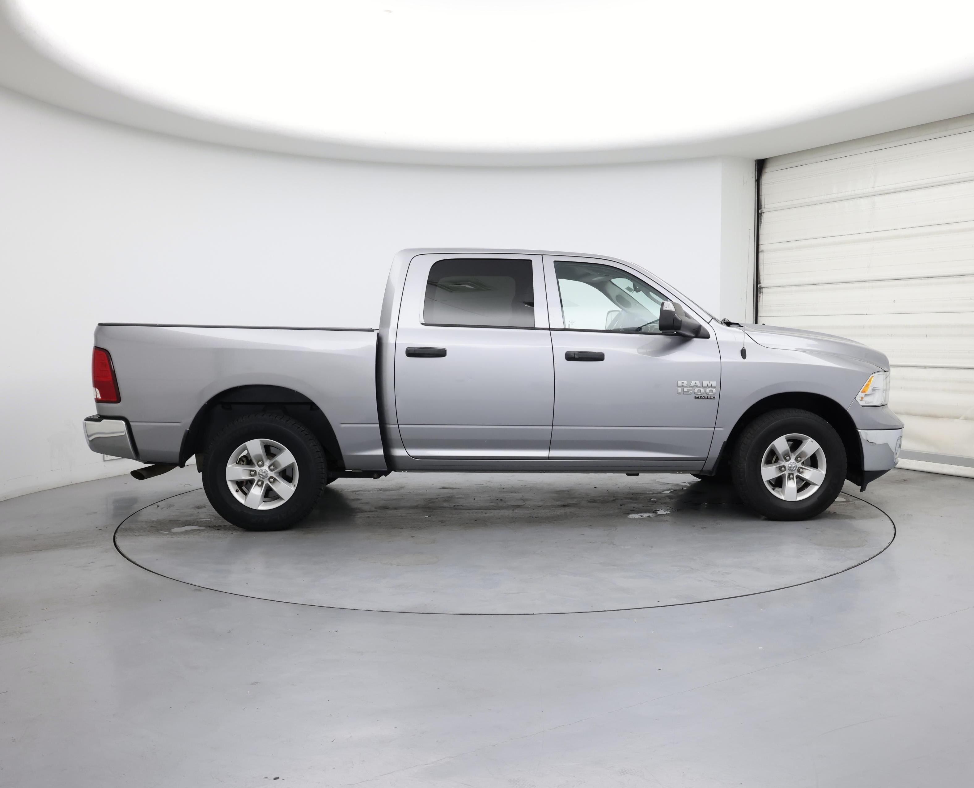 Thumbnail: 2023 RAM 1500 Classic - 7