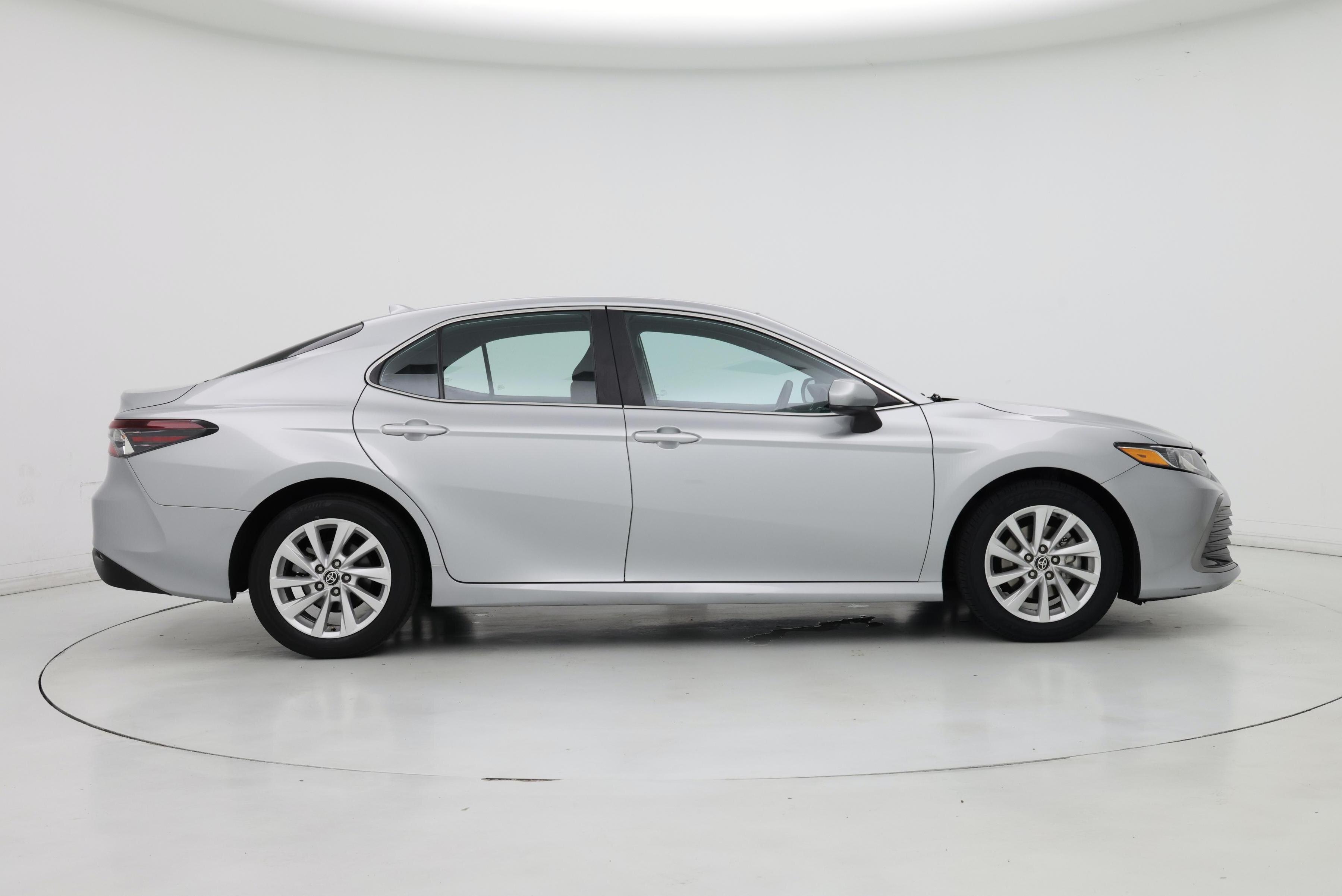Thumbnail: 2022 Toyota Camry - 7
