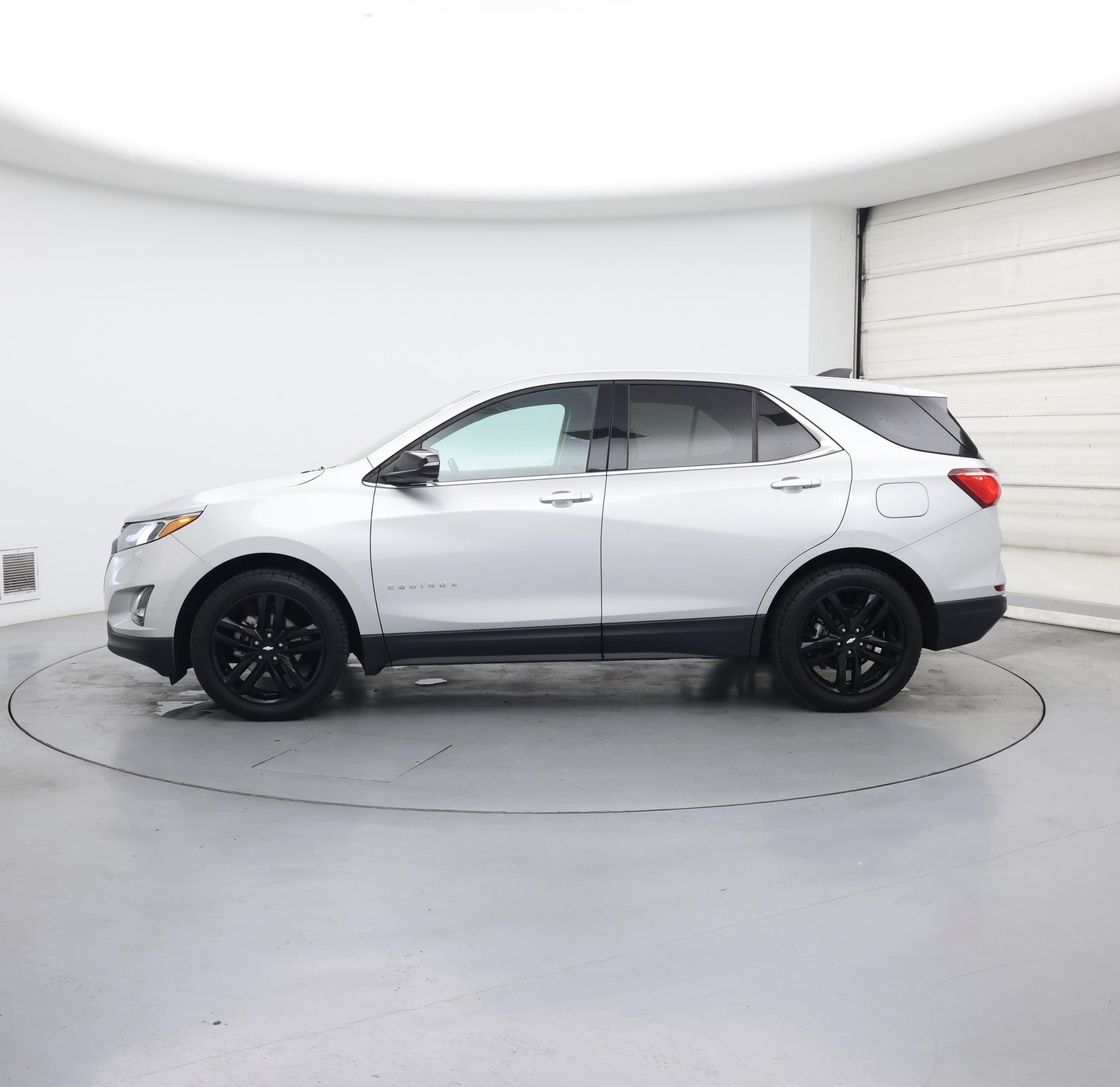 Thumbnail: 2020 Chevrolet Equinox - 3