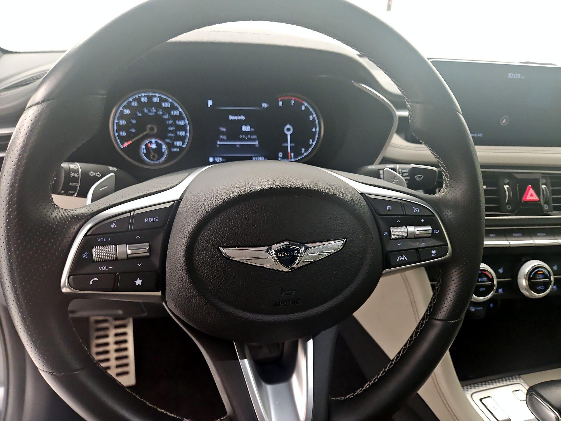 Thumbnail: 2023 Genesis G70 - 10