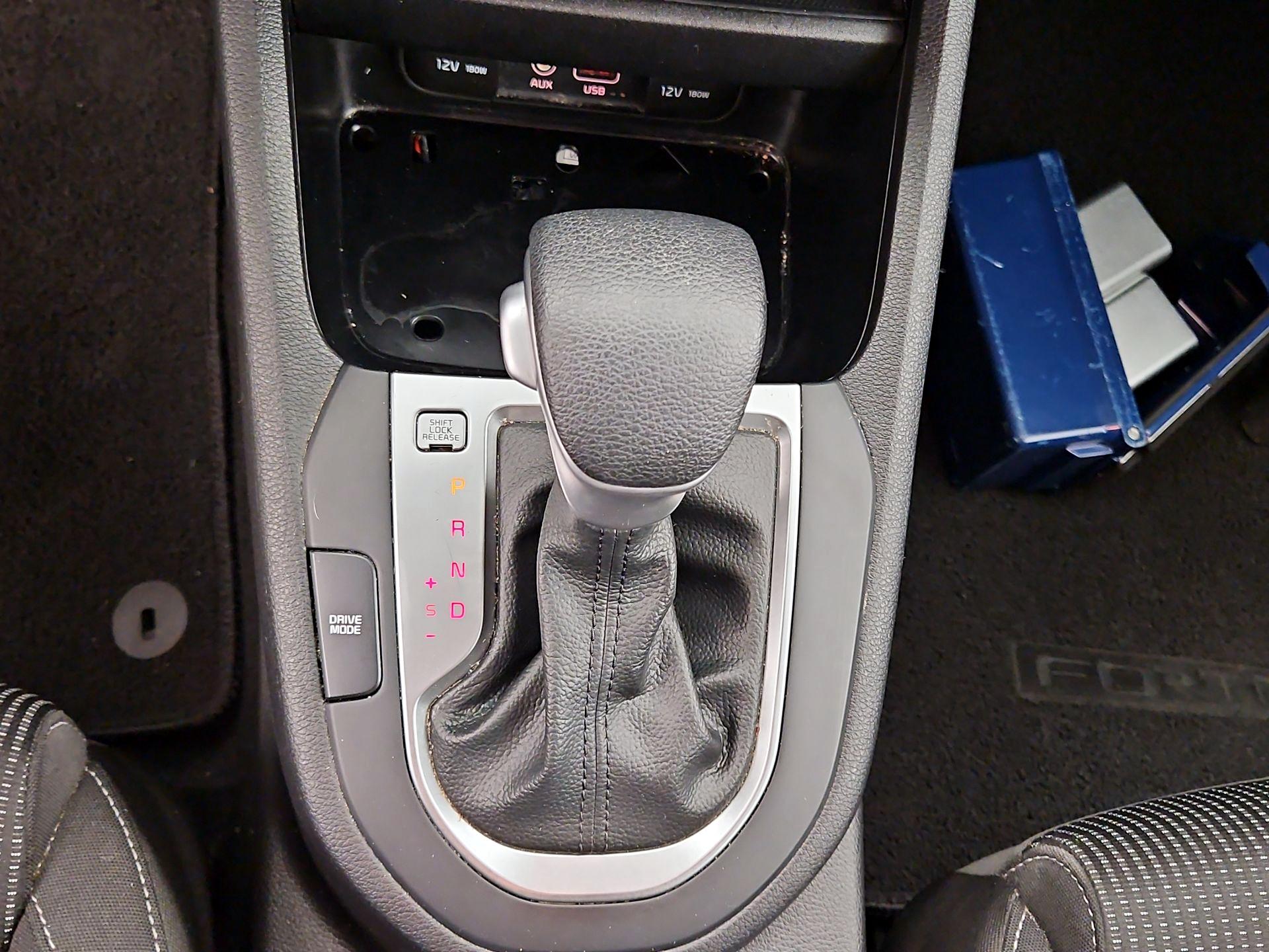 Thumbnail: 2021 Kia Forte - 17
