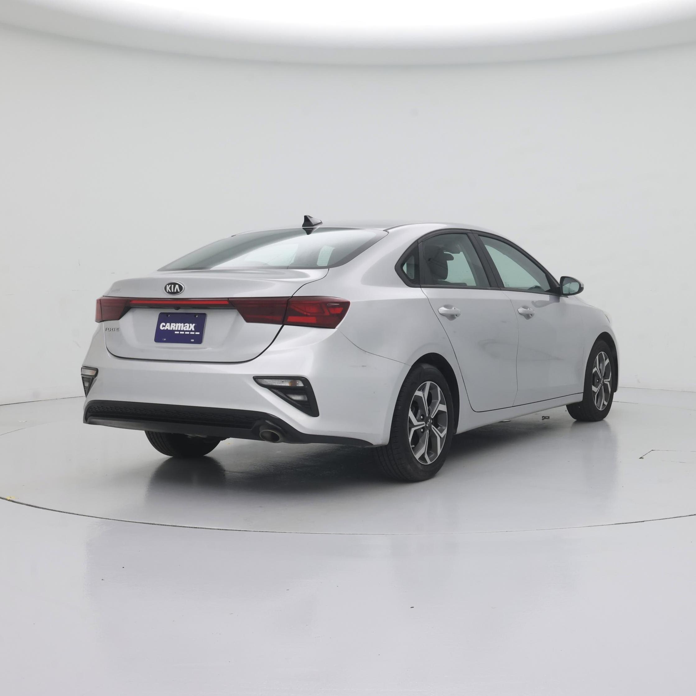 Thumbnail: 2021 Kia Forte - 8