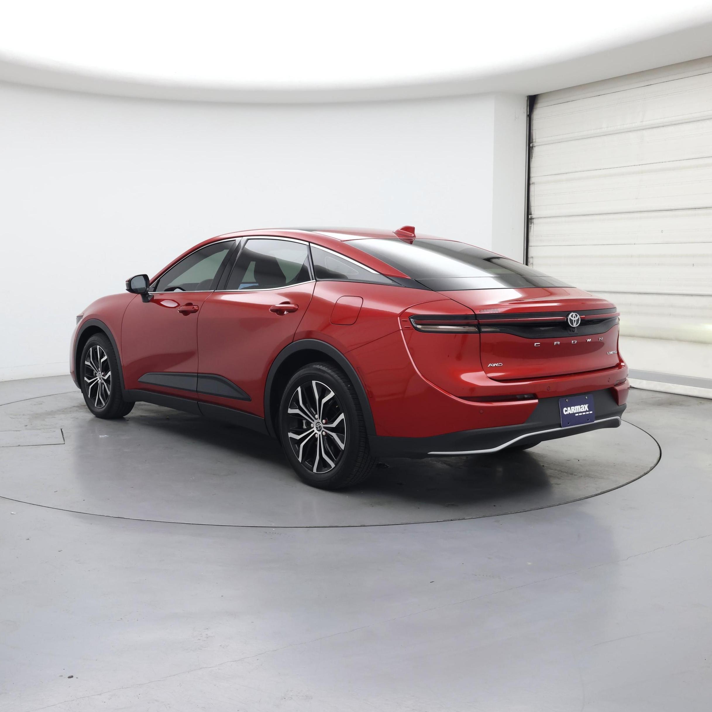 Thumbnail: 2023 Toyota Crown - 2
