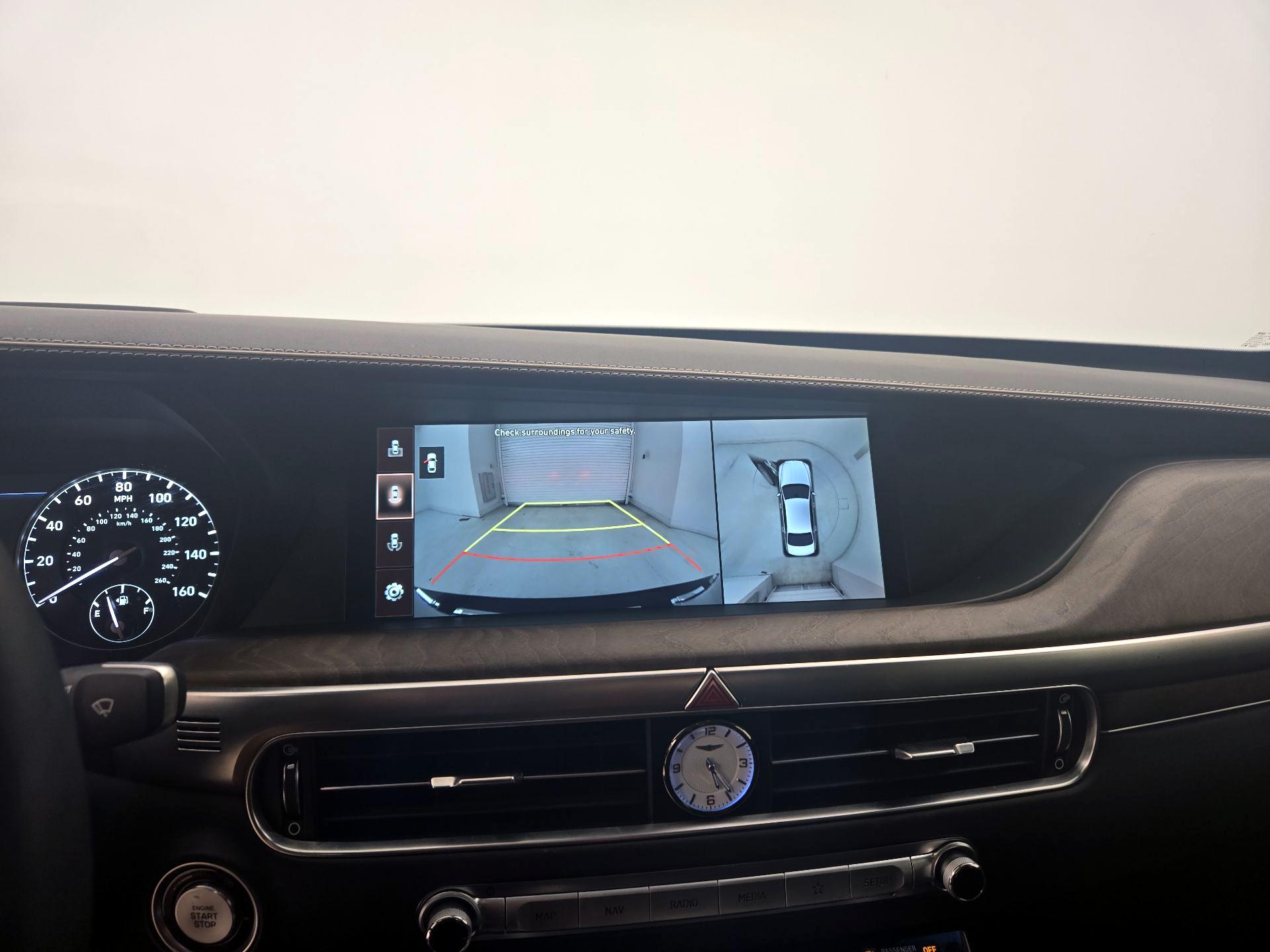 Thumbnail: 2022 Genesis G90 - 15