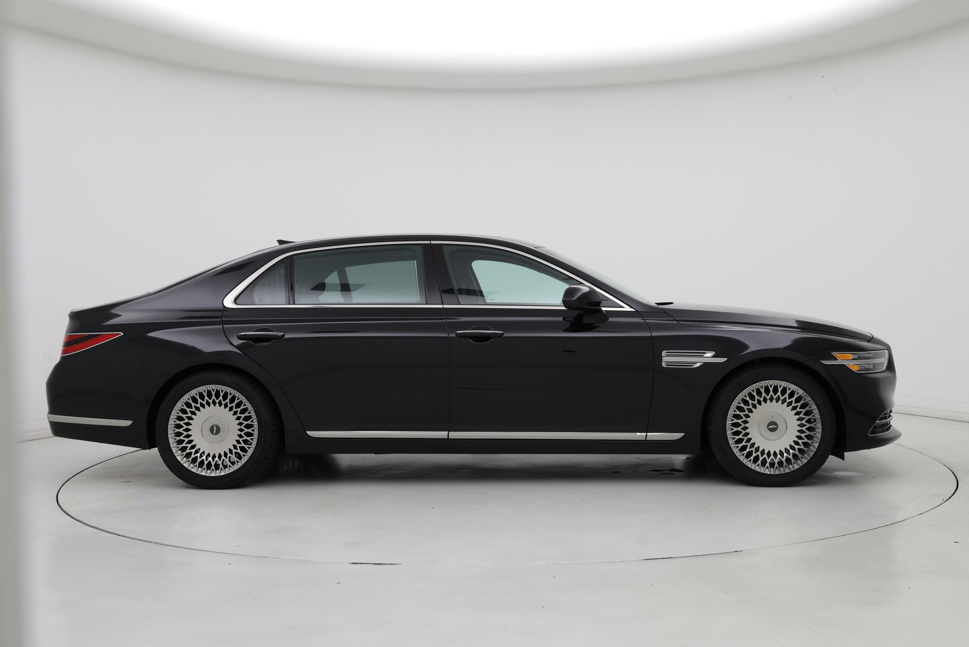 Thumbnail: 2022 Genesis G90 - 7