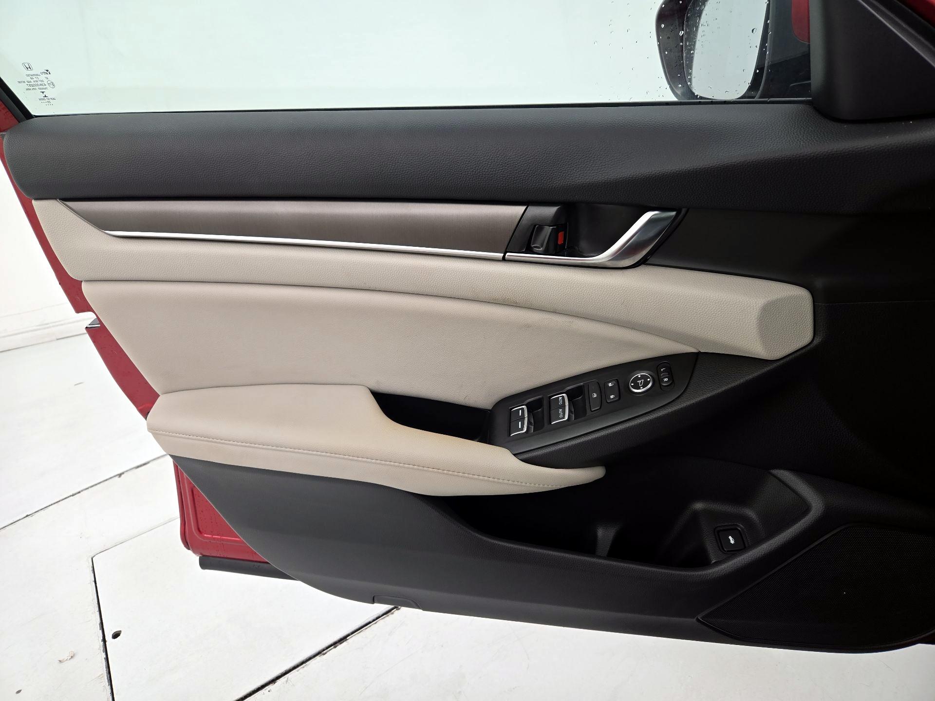 Thumbnail: 2021 Honda Accord - 12