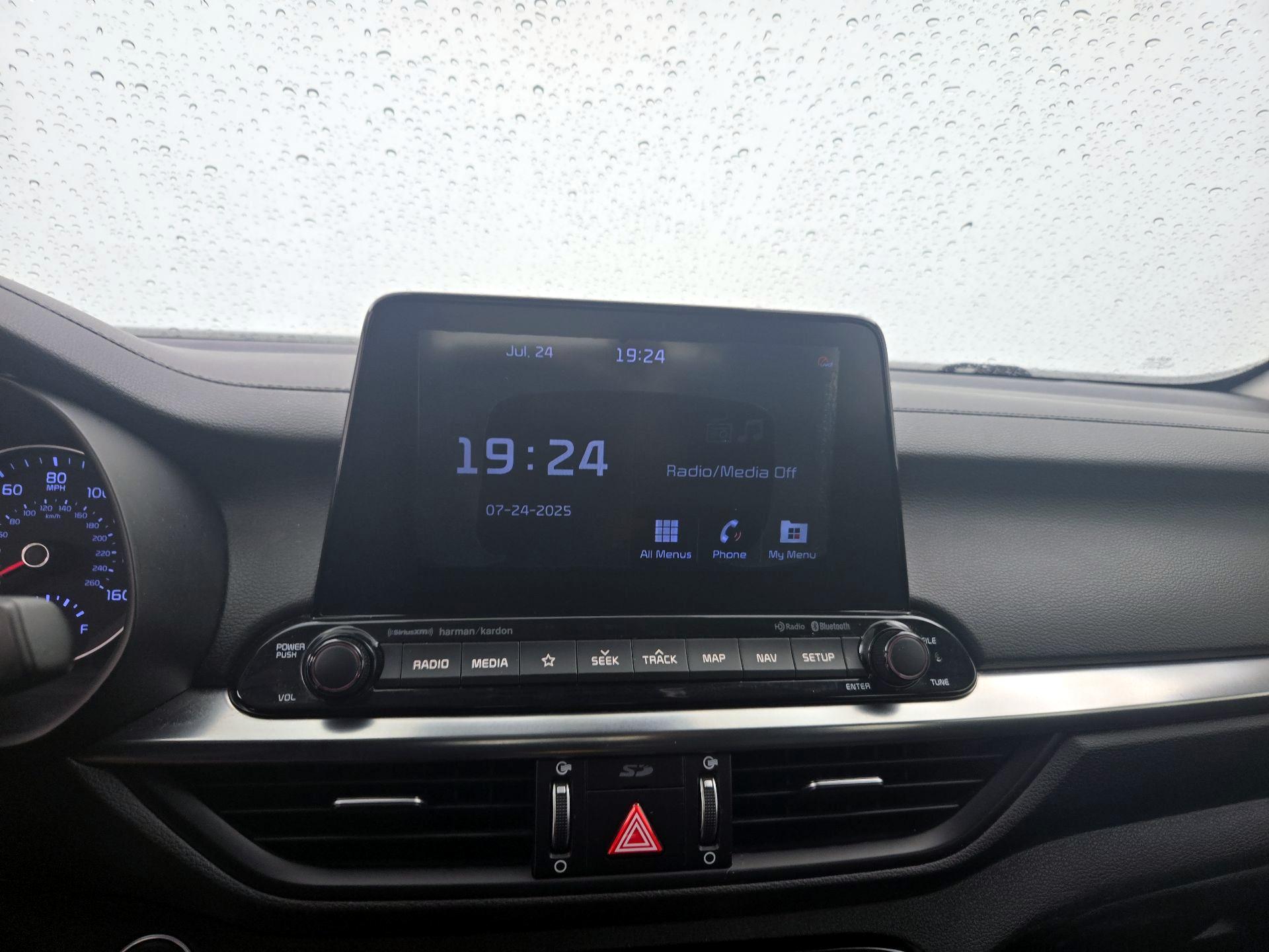 Thumbnail: 2021 Kia Forte - 15