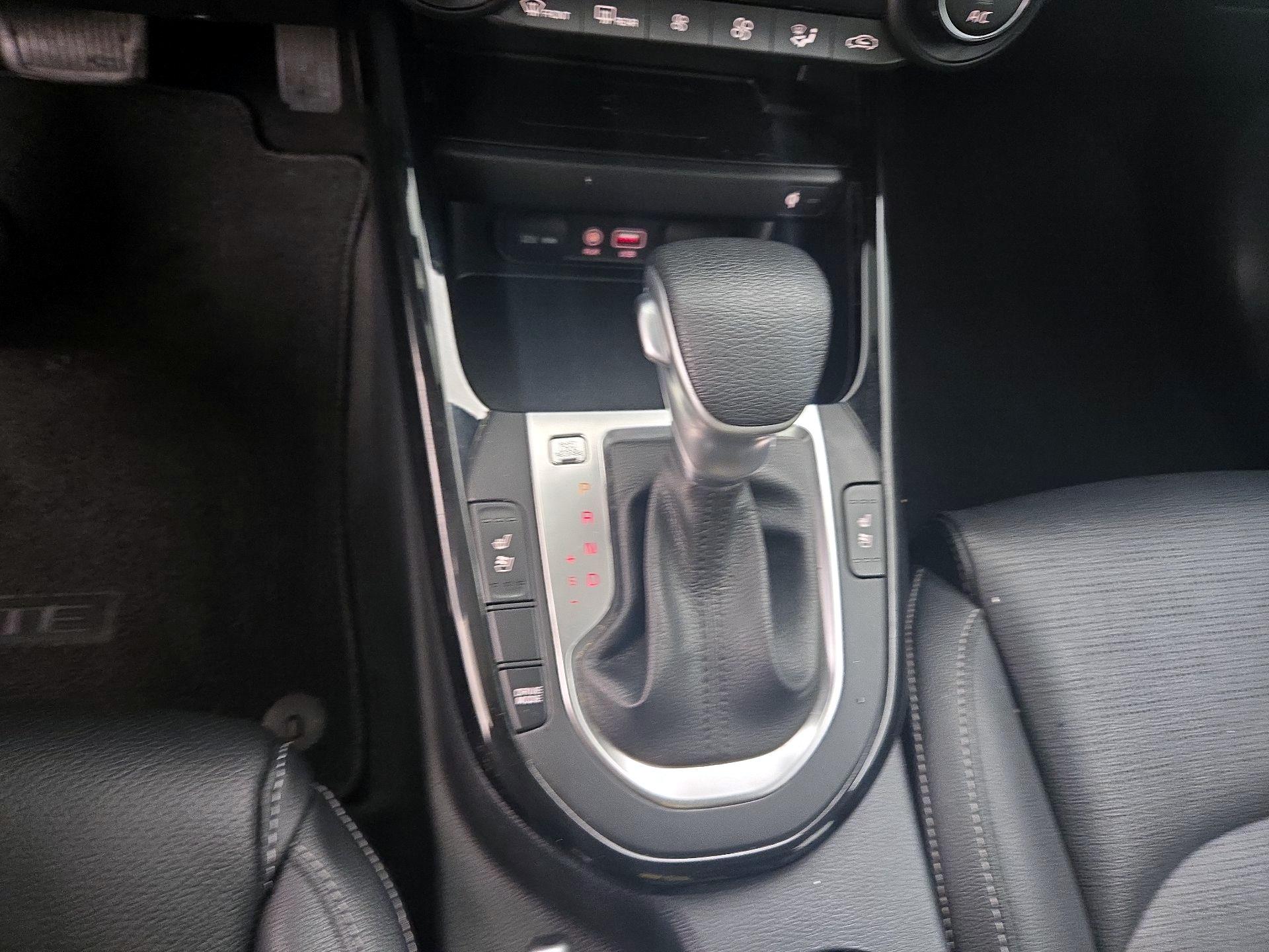 Thumbnail: 2021 Kia Forte - 17