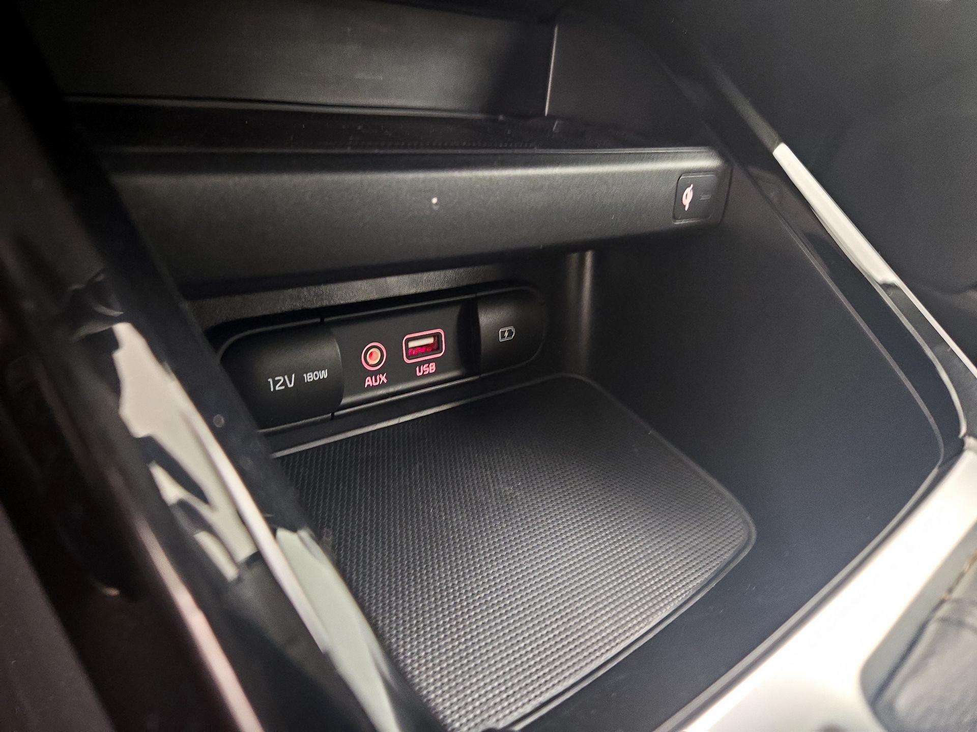Thumbnail: 2021 Kia Forte - 18