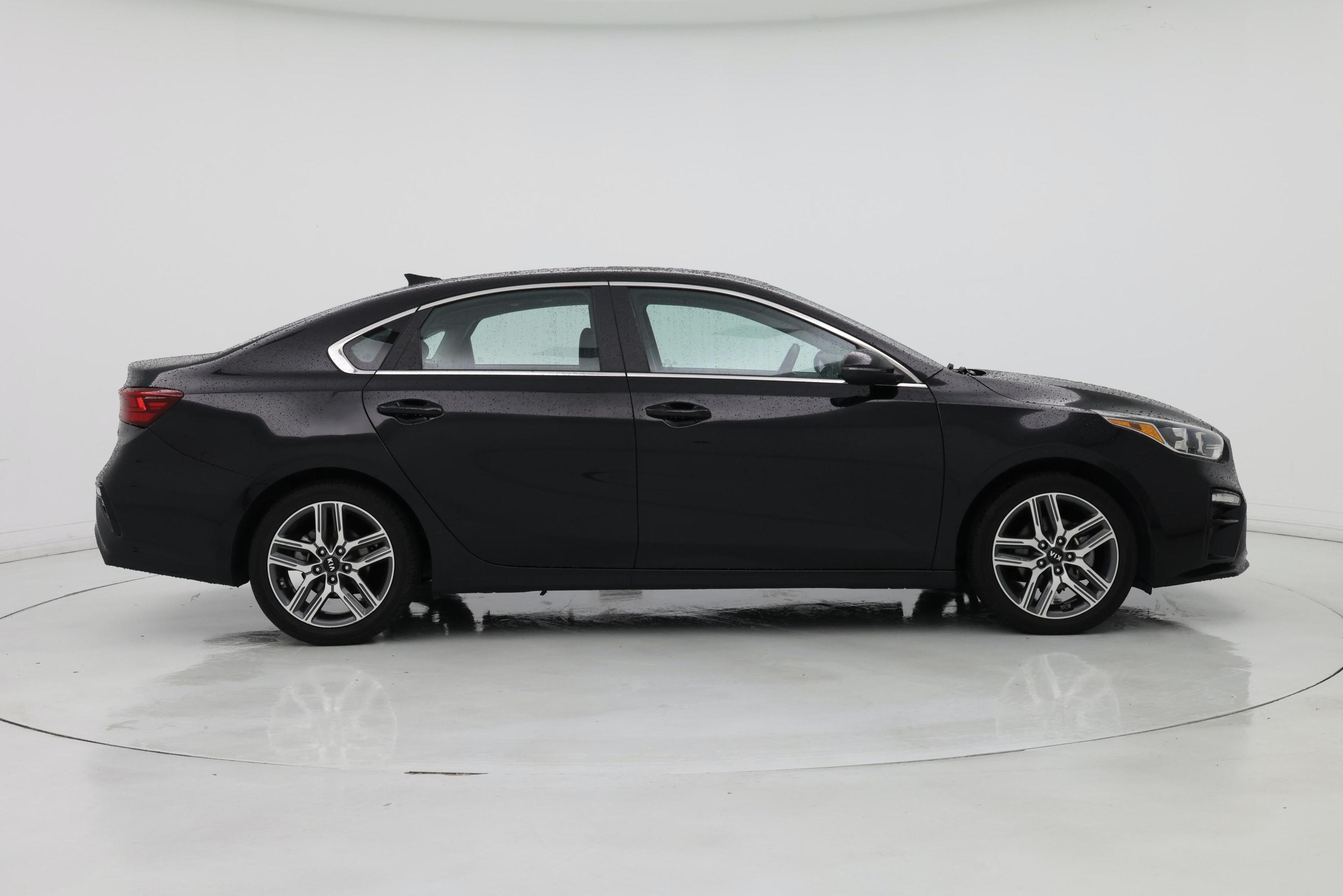 Thumbnail: 2021 Kia Forte - 7