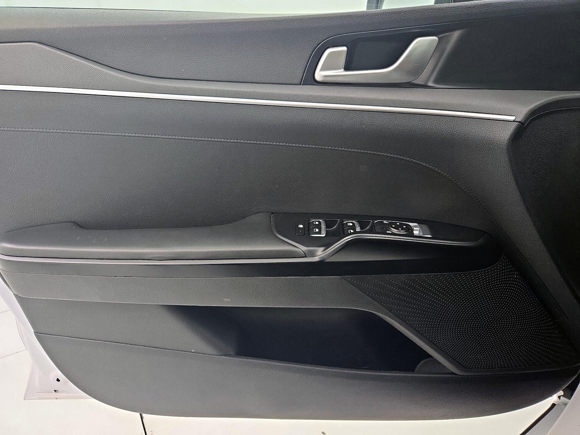 Thumbnail: 2021 Kia K5 - 12