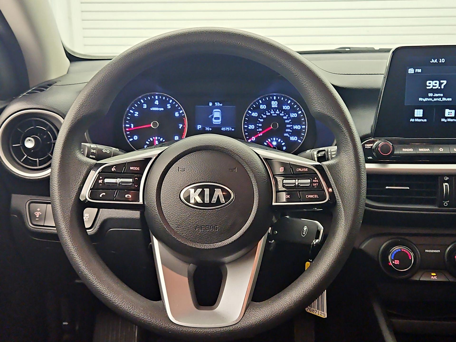 Thumbnail: 2021 Kia Forte - 10