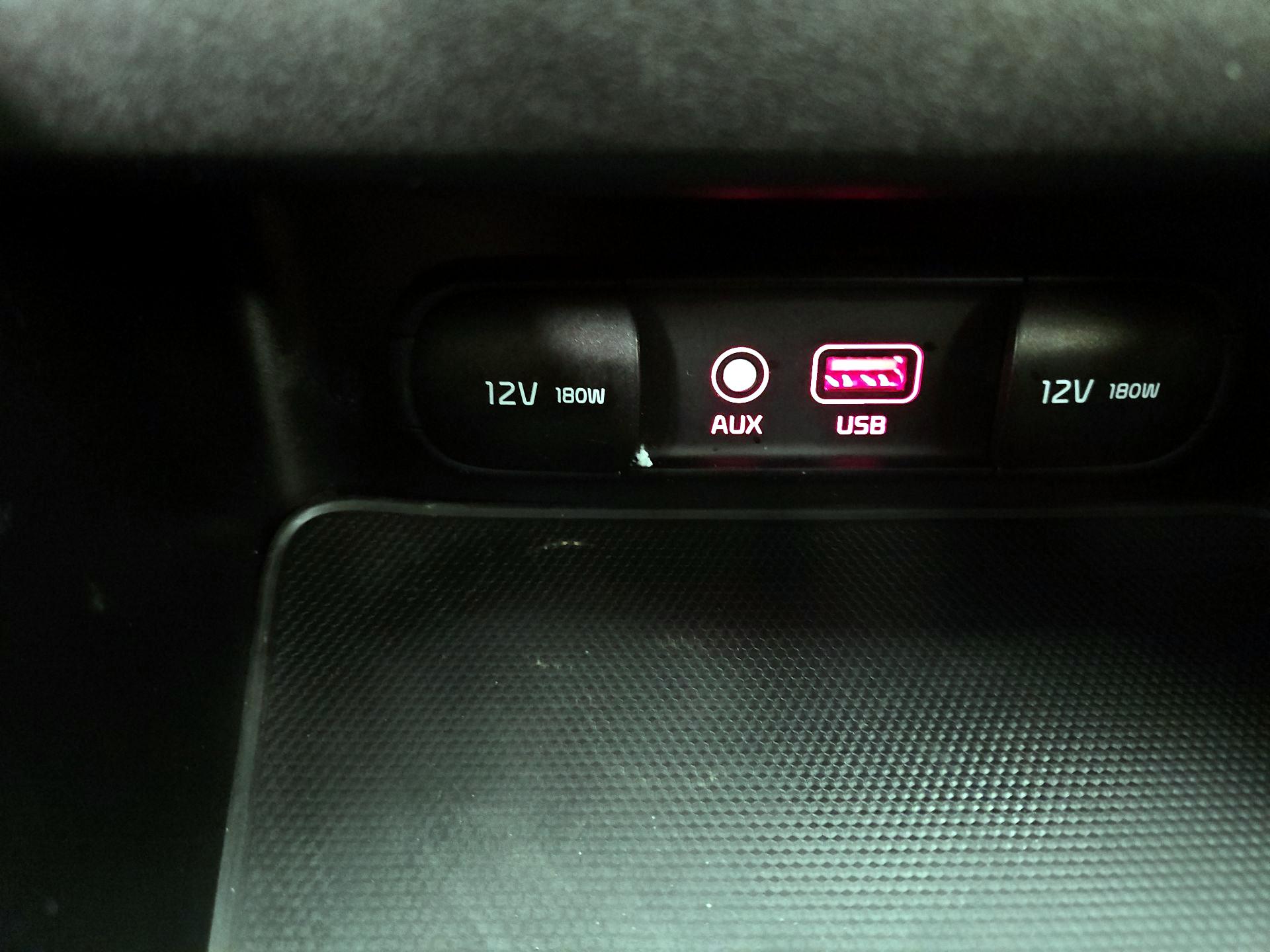 Thumbnail: 2021 Kia Forte - 18