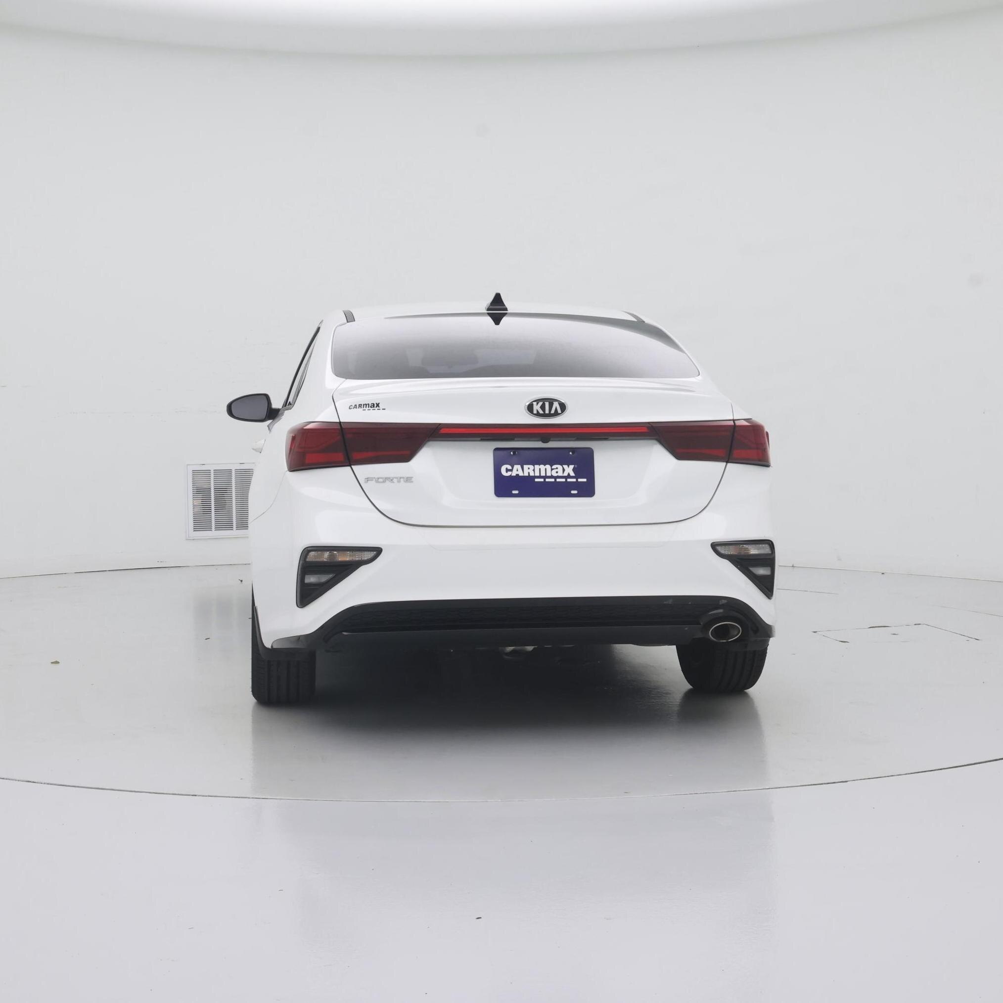 Thumbnail: 2021 Kia Forte - 6