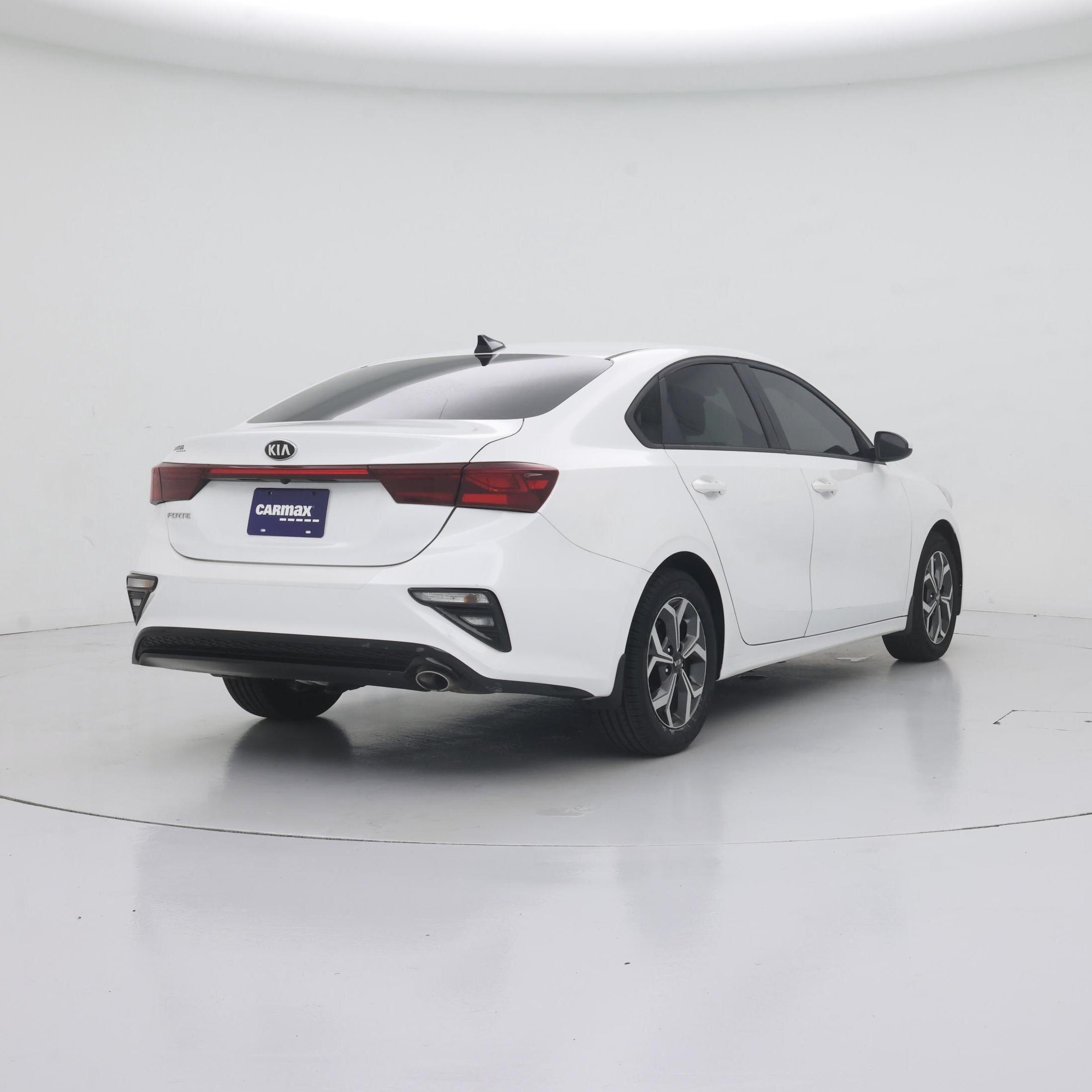 Thumbnail: 2021 Kia Forte - 8