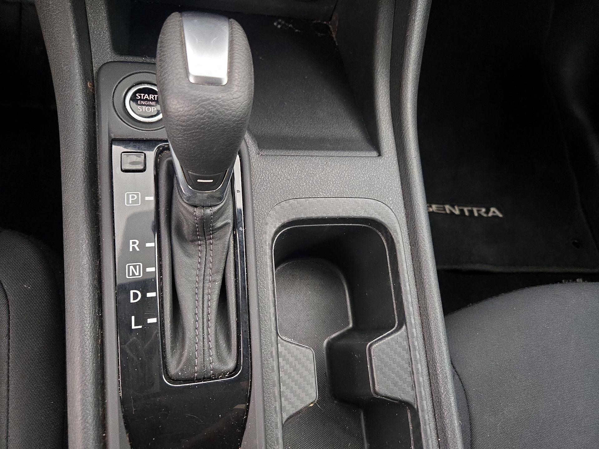 Thumbnail: 2023 Nissan Sentra - 17