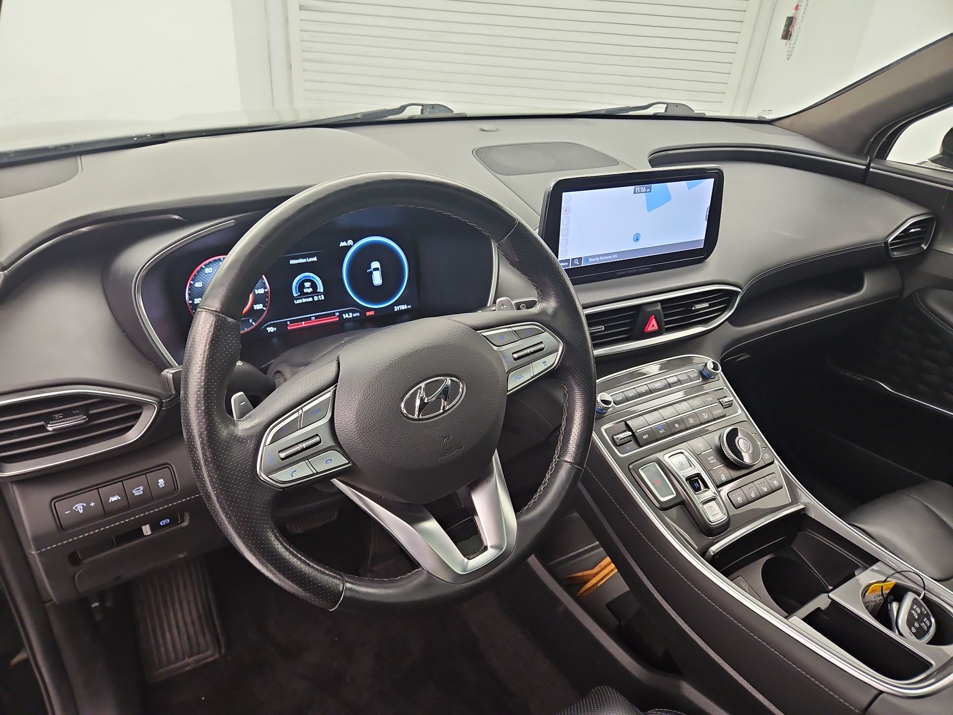 Thumbnail: 2022 Hyundai Santa Fe - 9