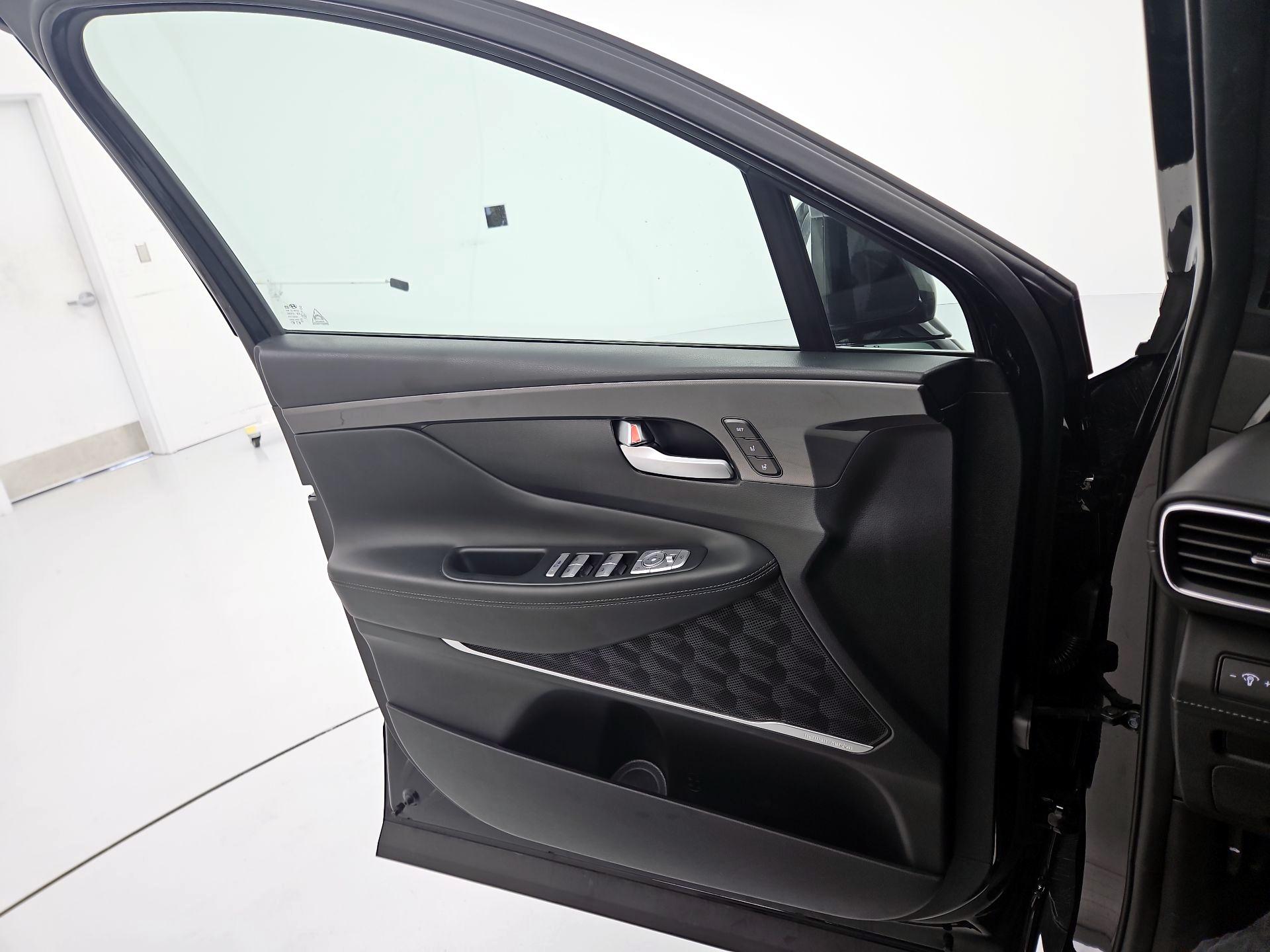 Thumbnail: 2022 Hyundai Santa Fe - 12