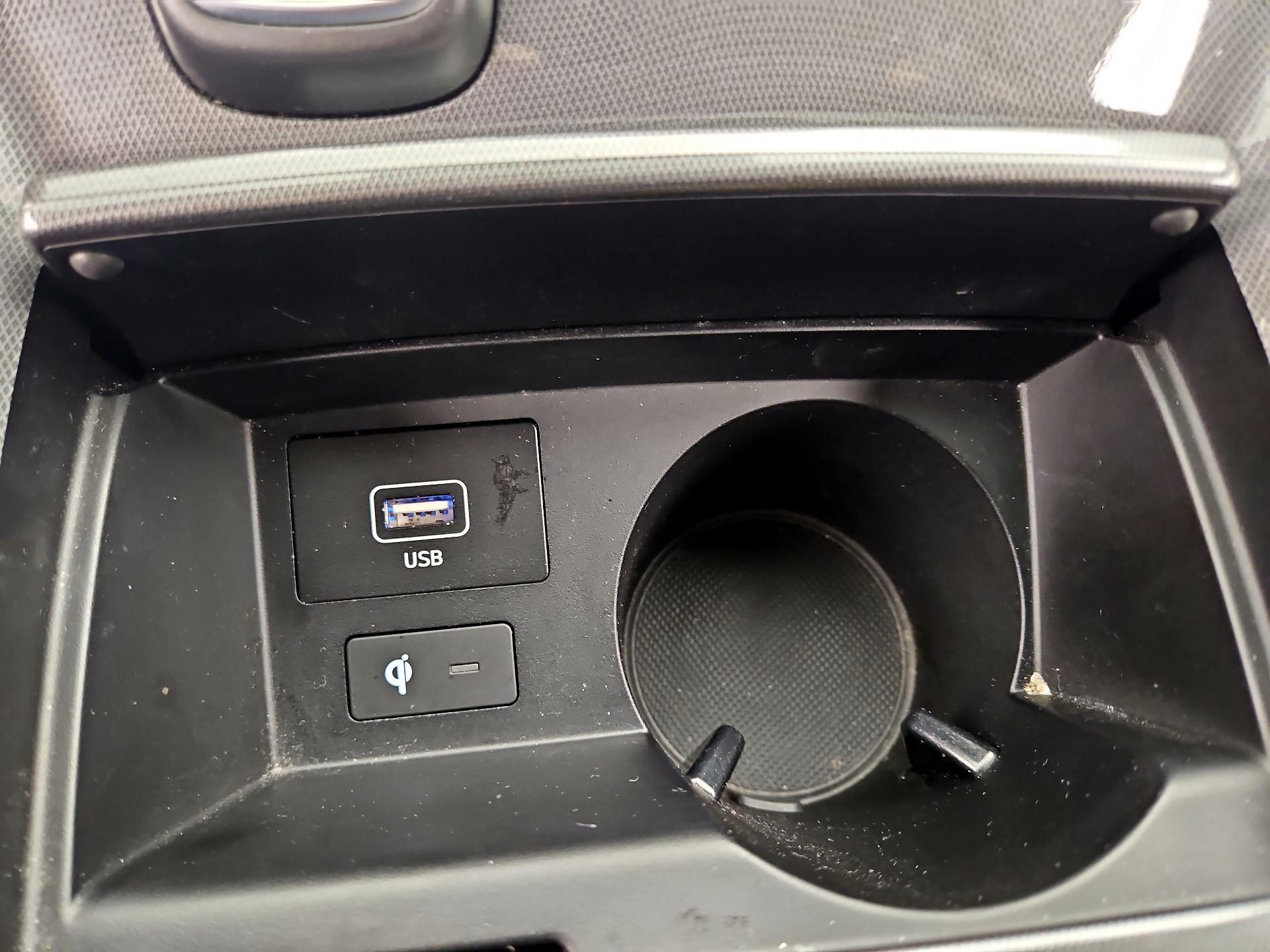 Thumbnail: 2022 Hyundai Santa Fe - 19