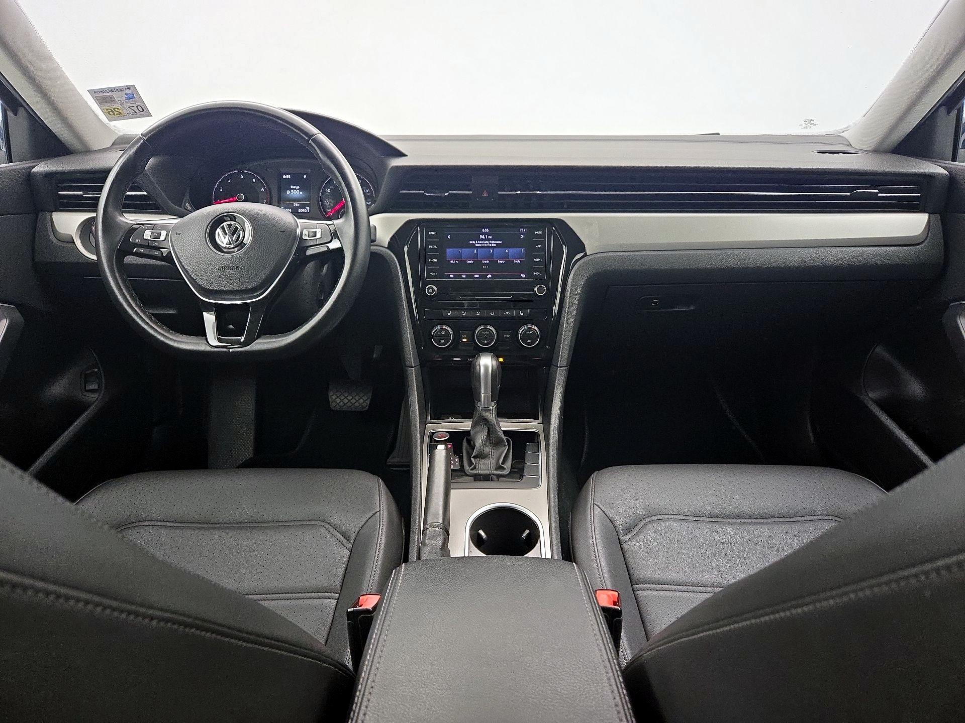 Thumbnail: 2020 Volkswagen Passat - 9