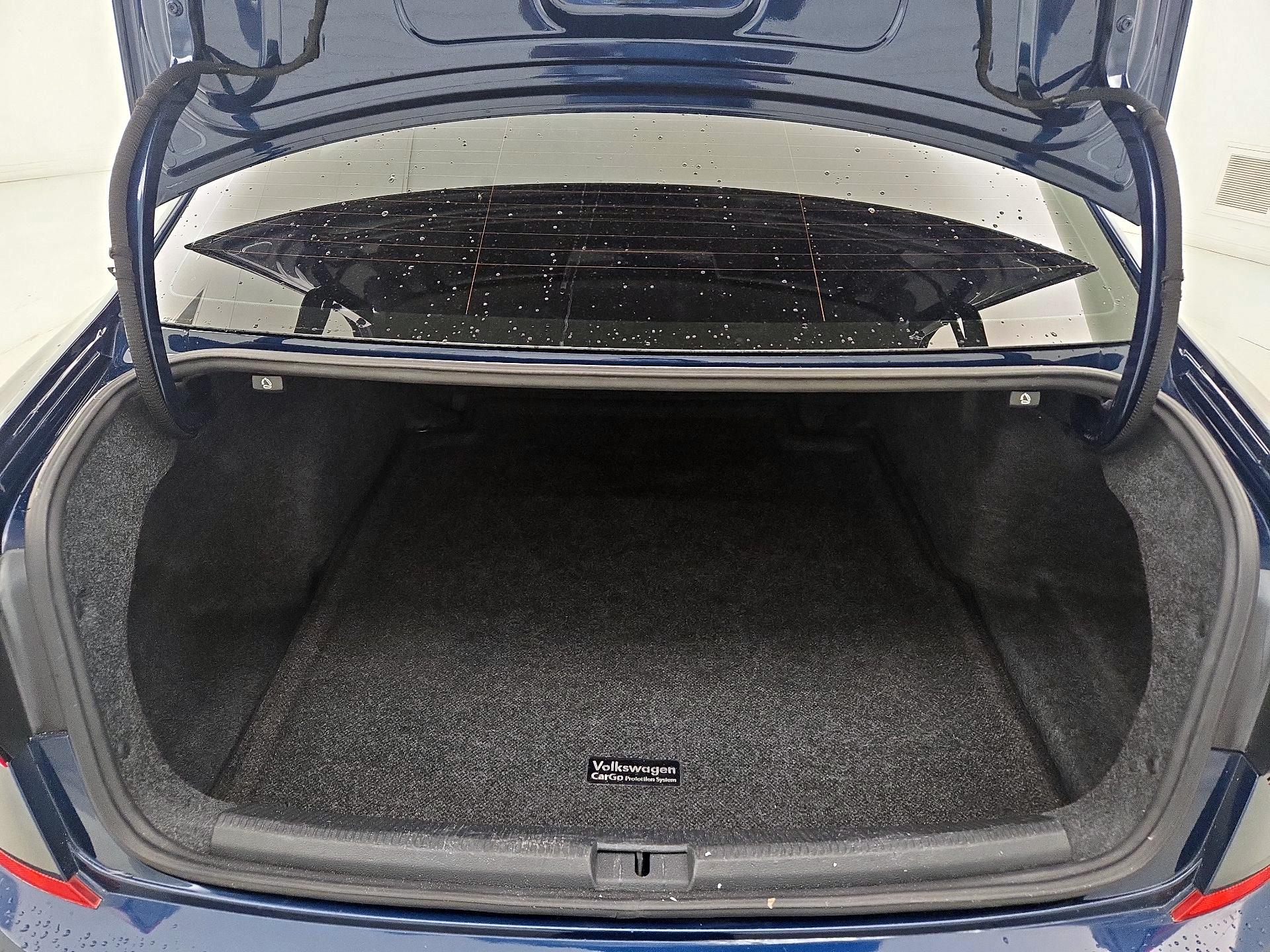 Thumbnail: 2020 Volkswagen Passat - 20