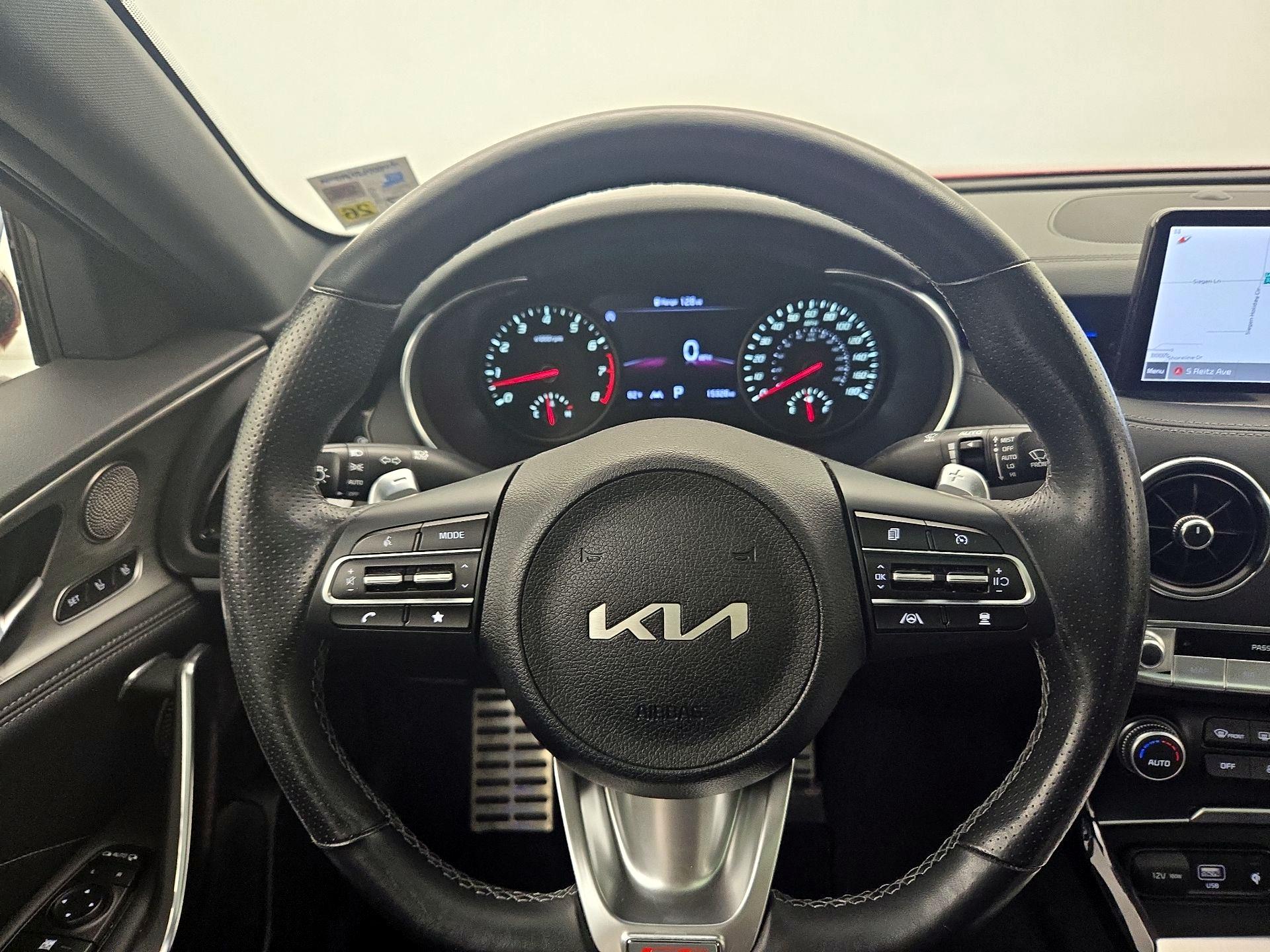 Thumbnail: 2022 Kia Stinger - 10