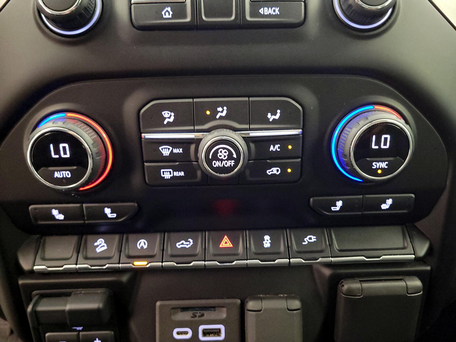 Thumbnail: 2021 Chevrolet Silverado 1500 - 14