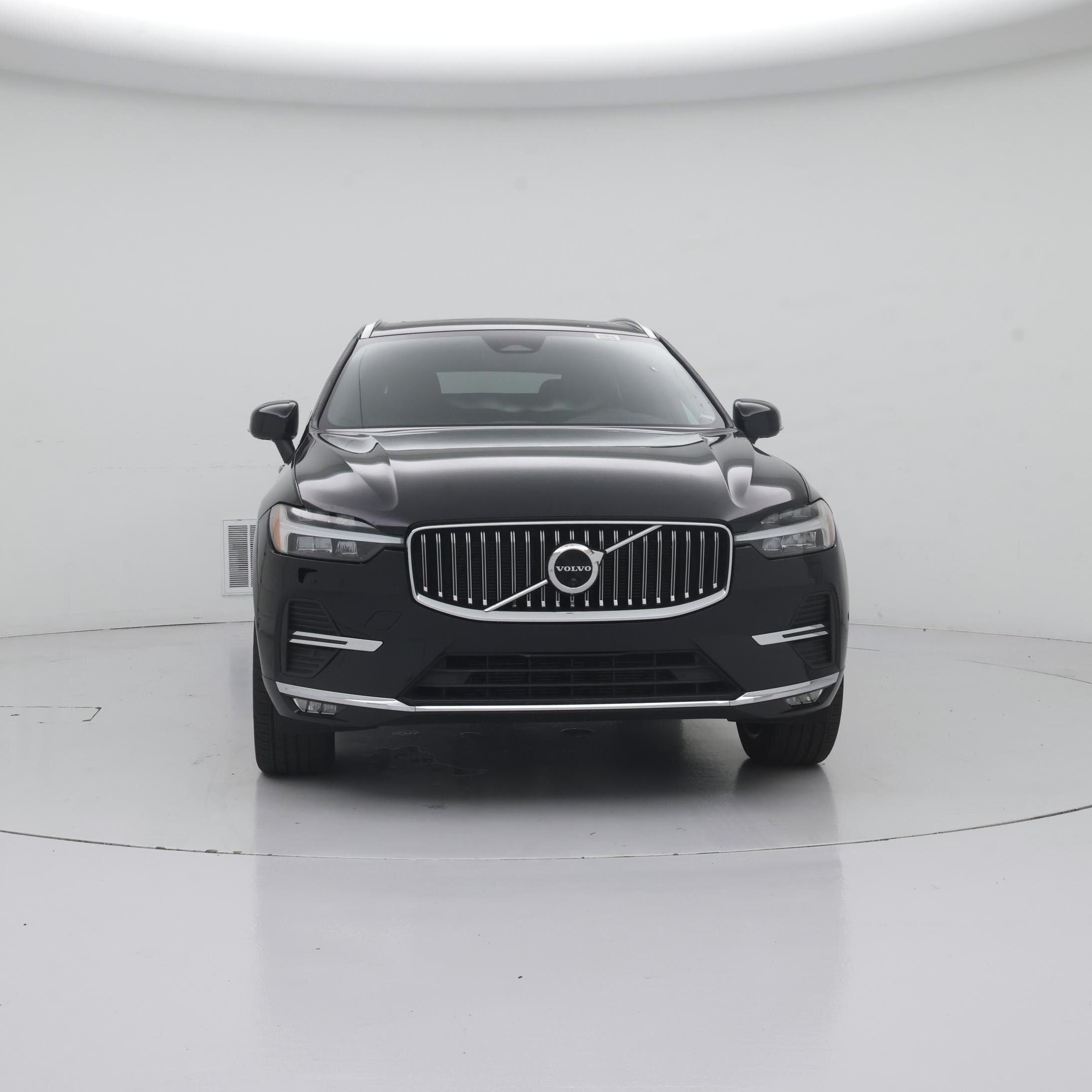 Thumbnail: 2023 Volvo XC60 - 5
