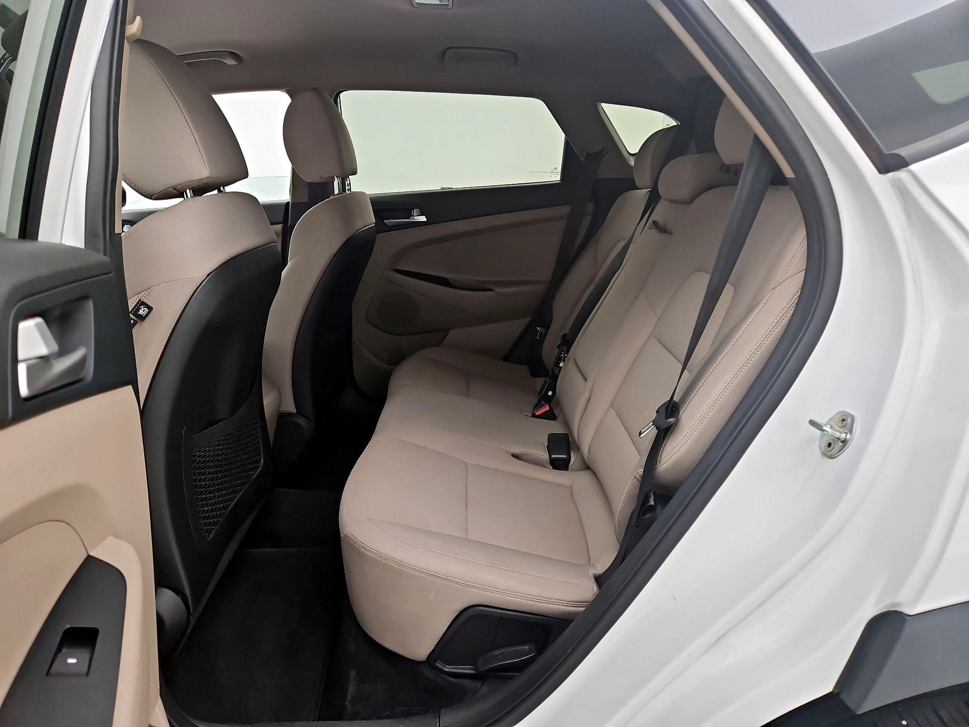 Thumbnail: 2021 Hyundai Tucson - 19