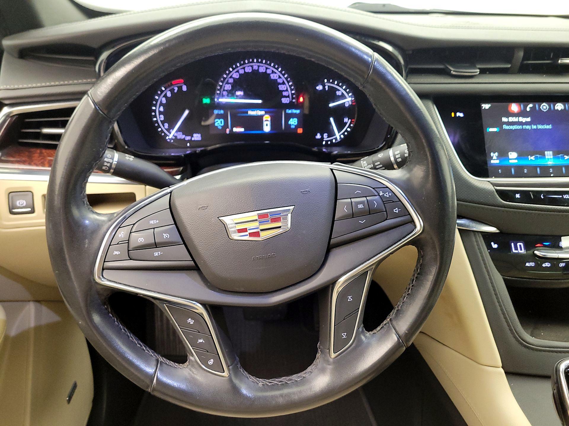 Thumbnail: 2019 Cadillac XT5 - 10